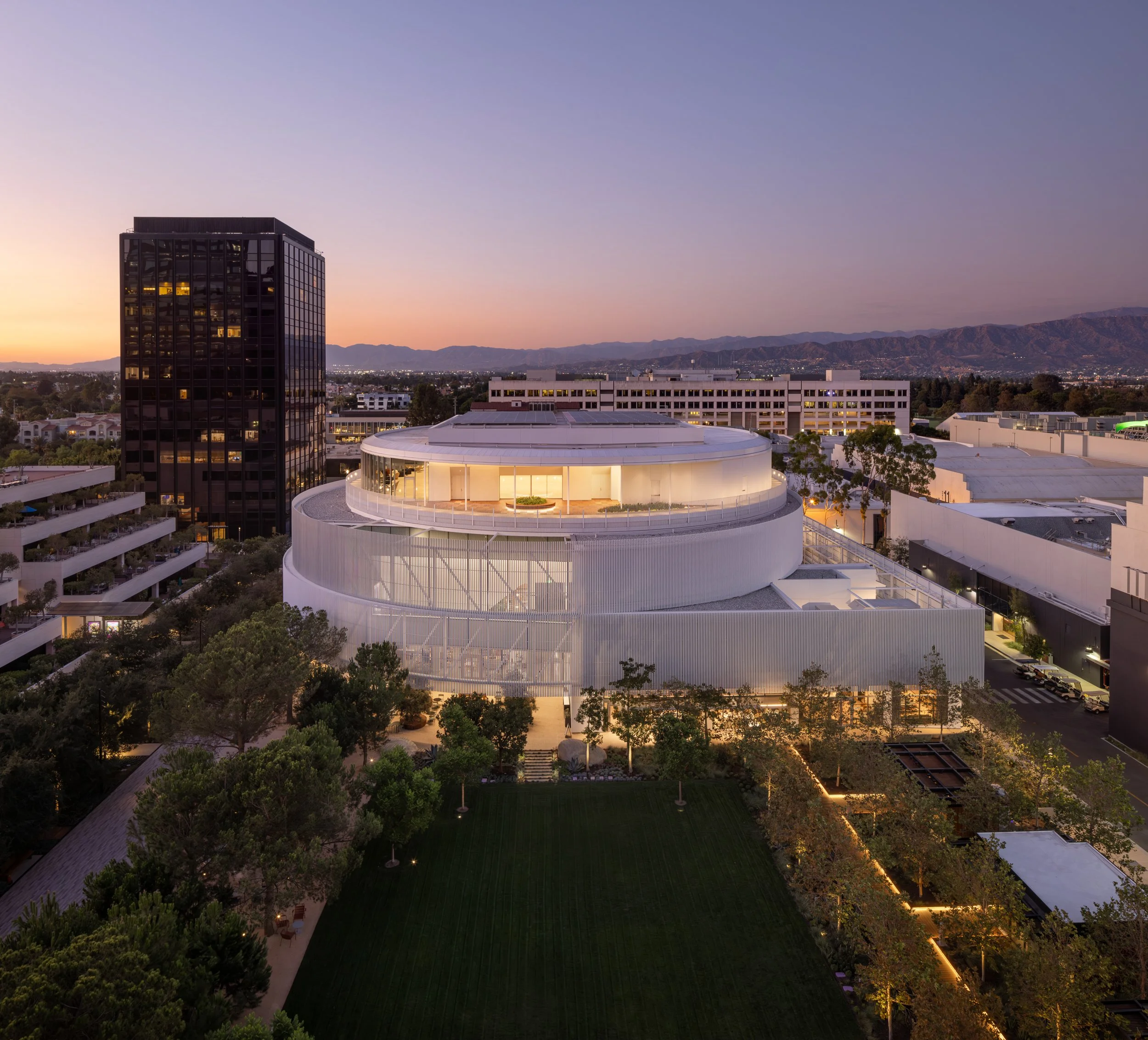 Lever_NBCU_0271-Pano.jpg