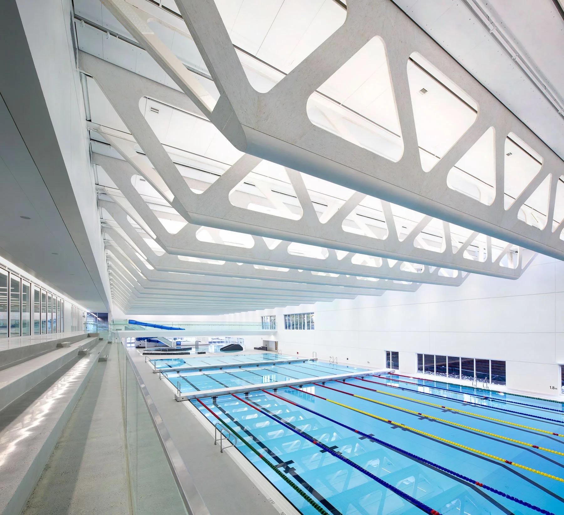 BingThom_GuildfordPool1194-Panorama.jpg