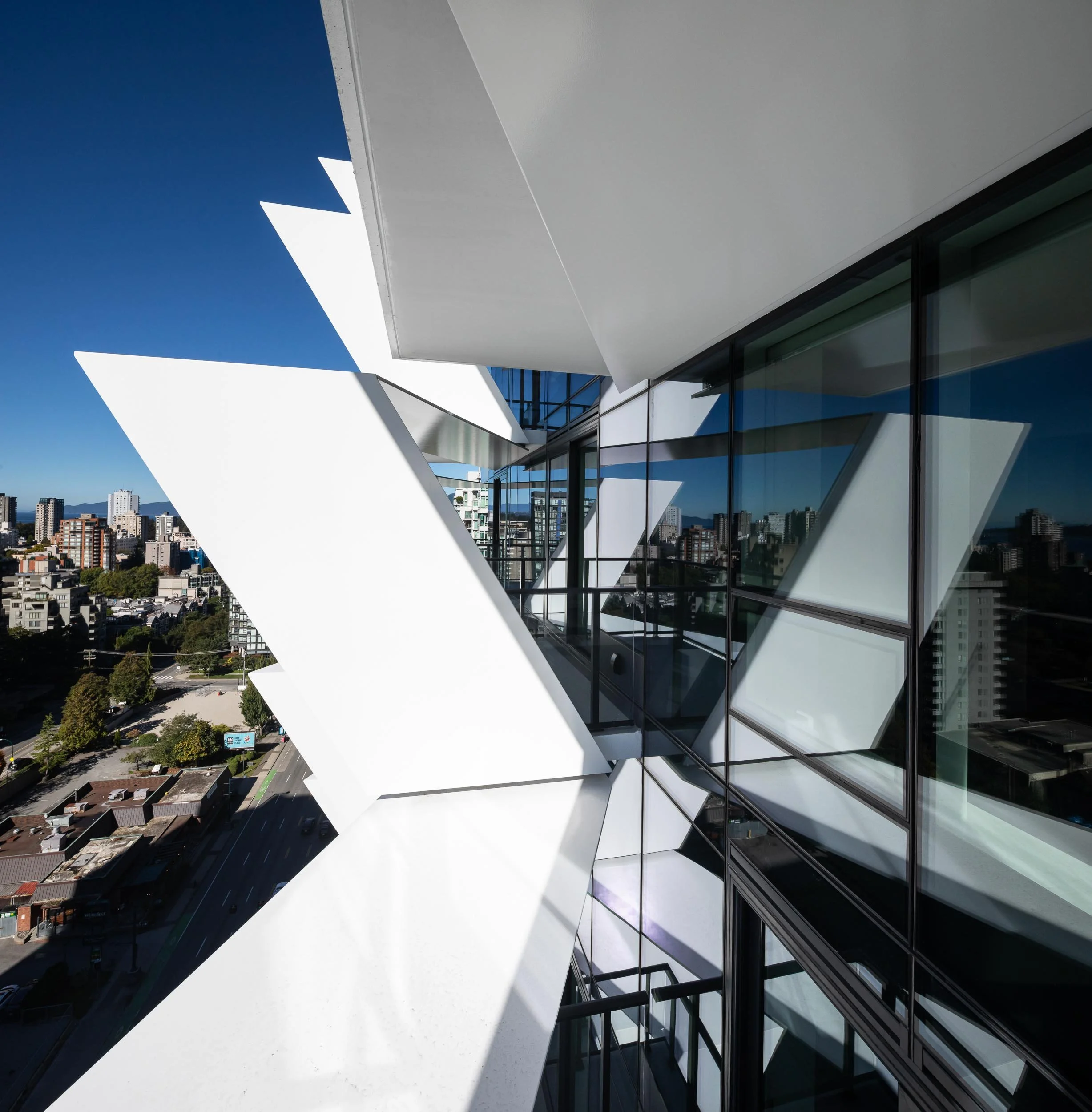 HenriquezPartners_Cardero_0804.jpg