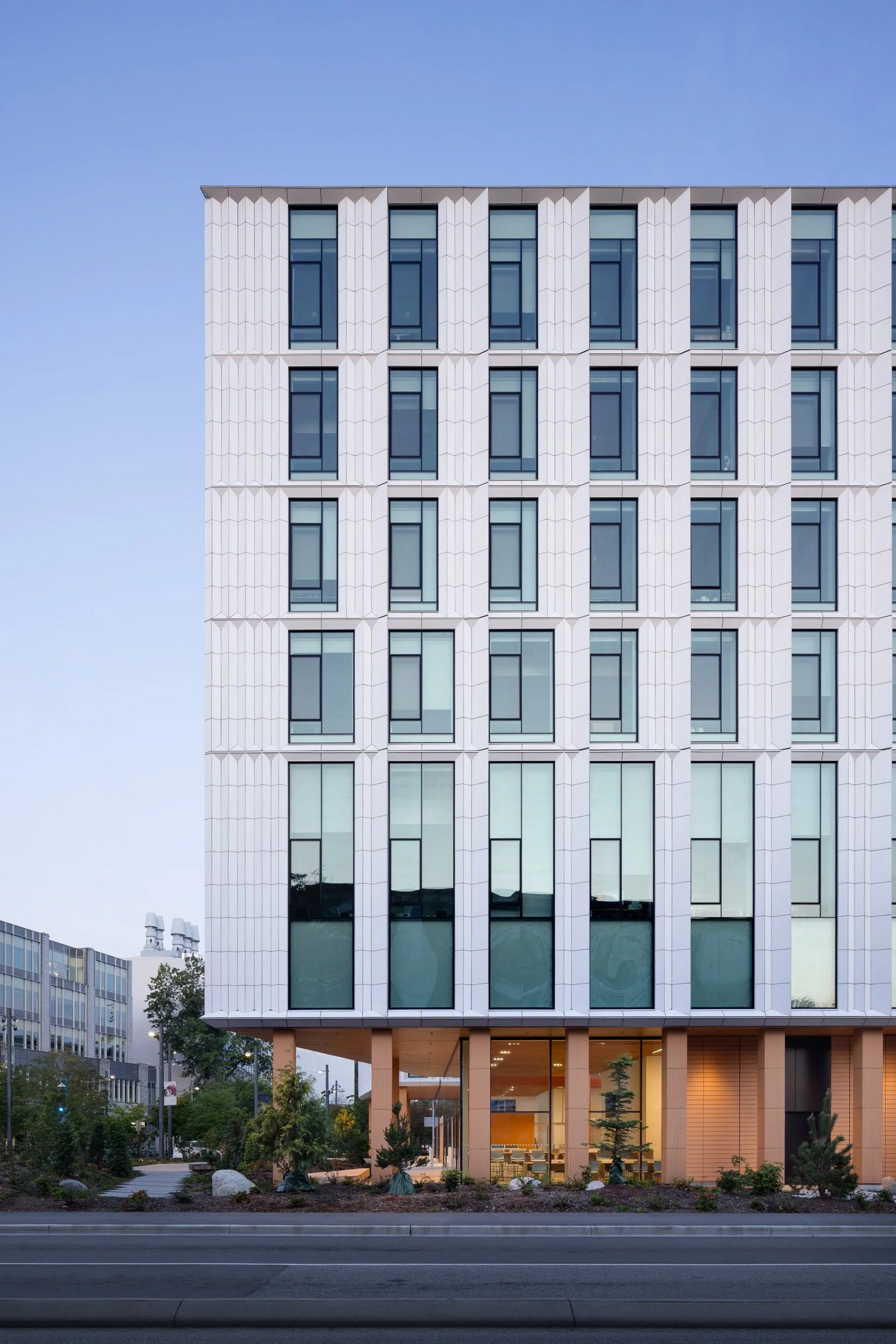 PerkinsWill_UBCGateway_35.jpg