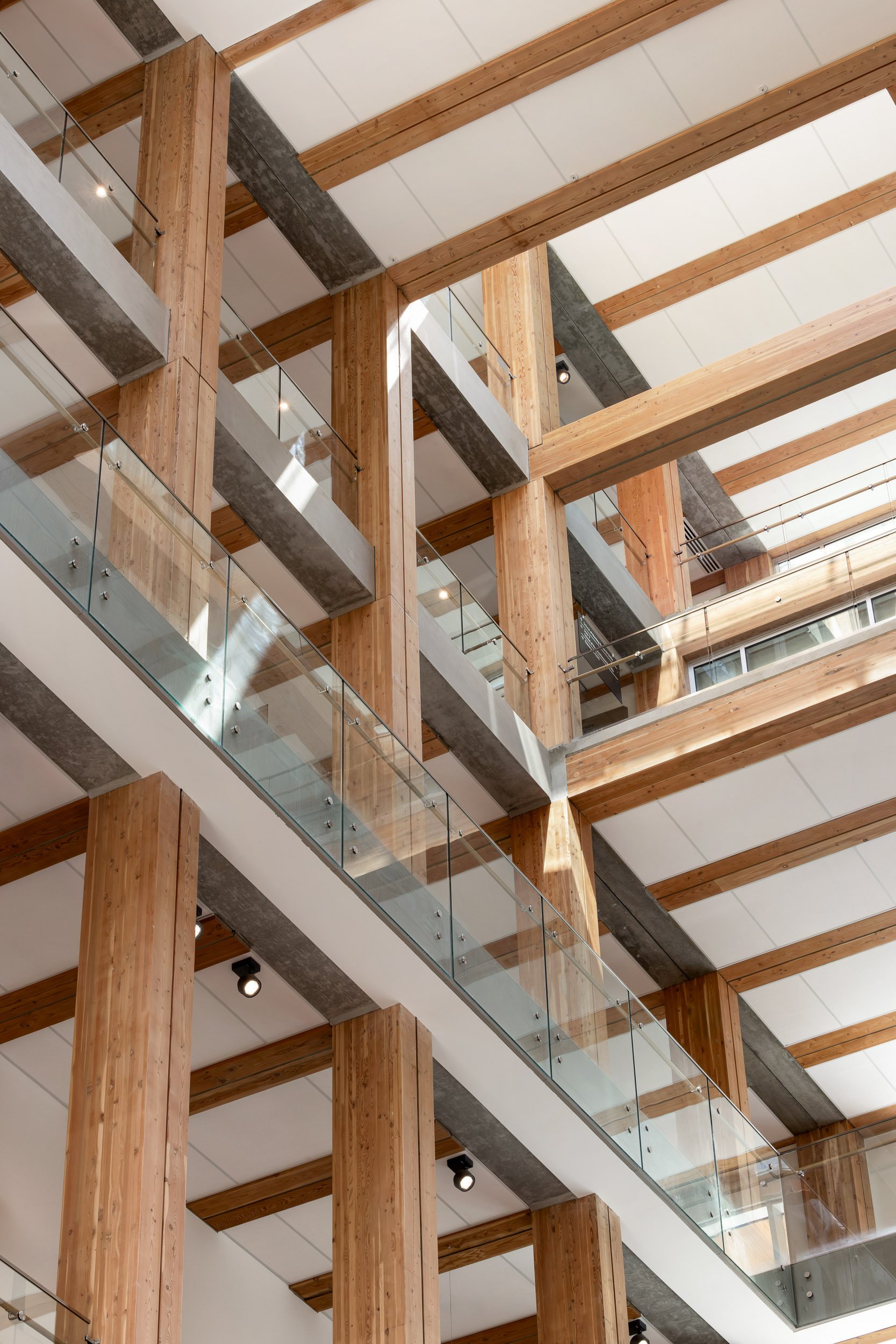 PerkinsWill_UBCGateway_989.jpg