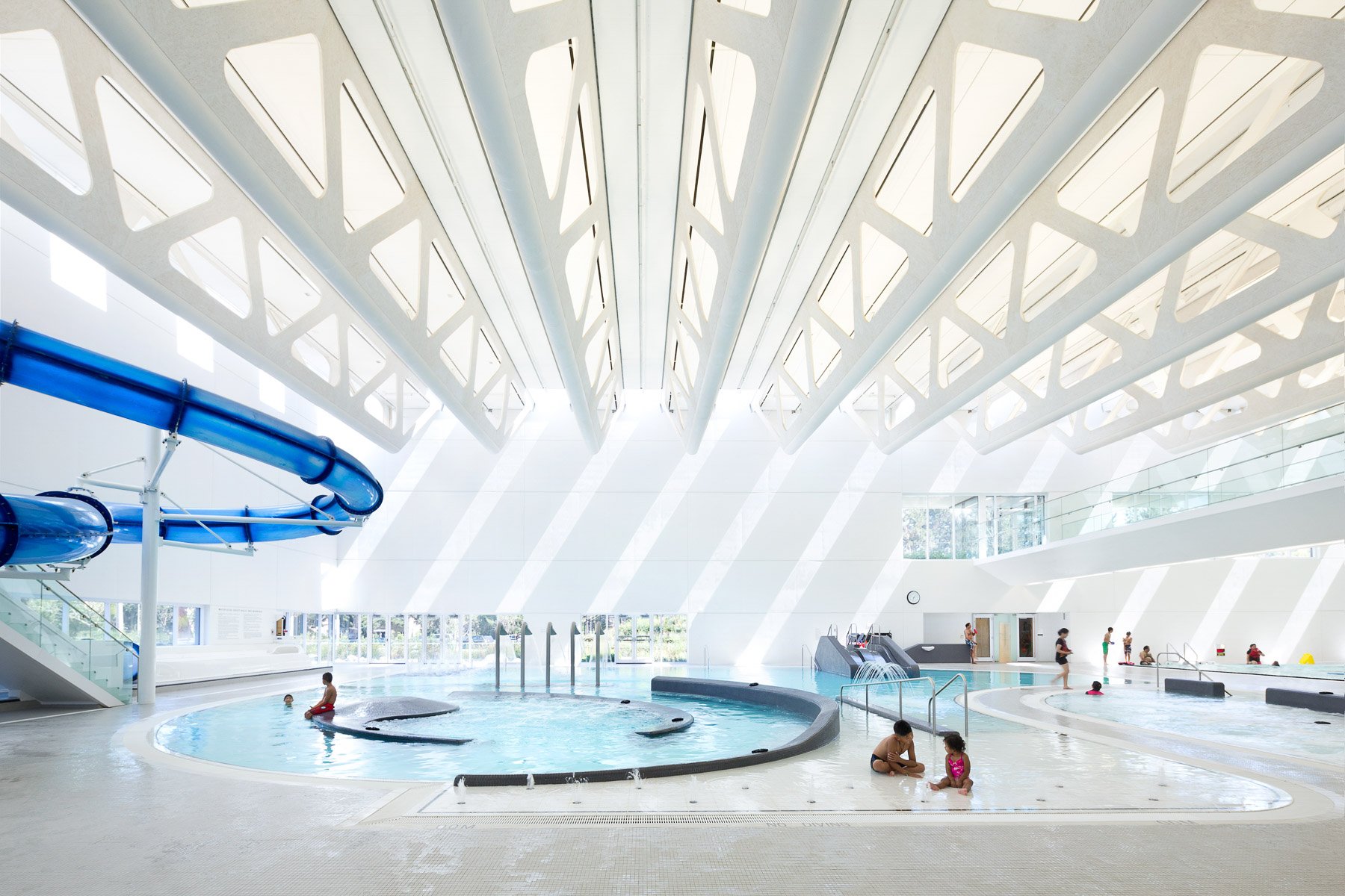BingThom_GuildfordPool4163.jpg