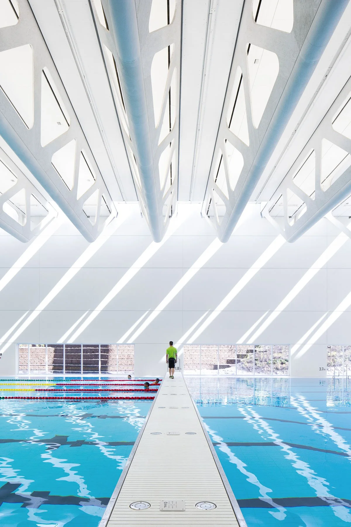 BingThom_GuildfordPool2145-.jpg