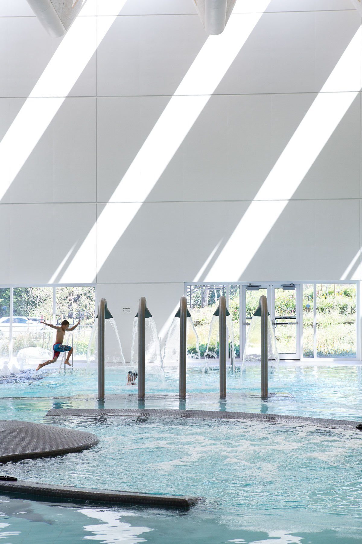 BingThom_GuildfordPool4287.jpg