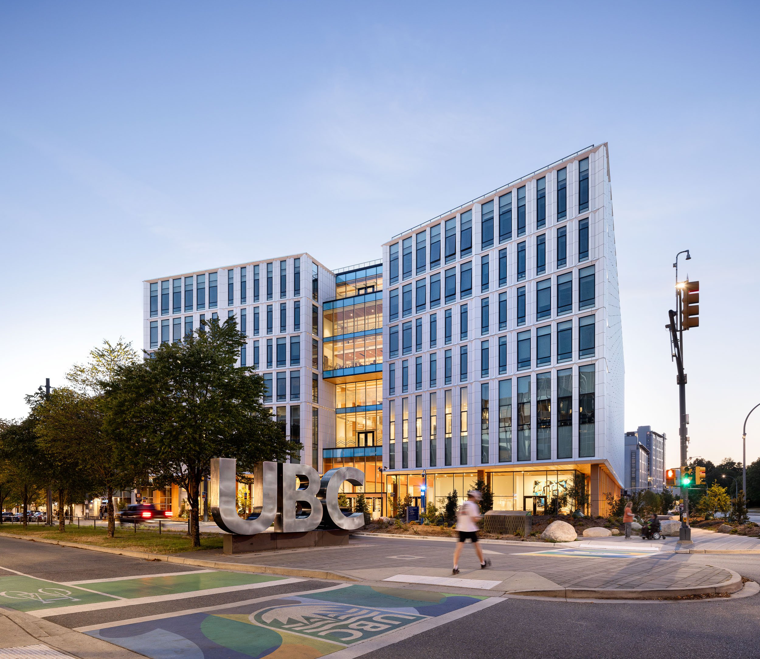 PerkinsWill_UBCGateway_2649-Pano.jpg