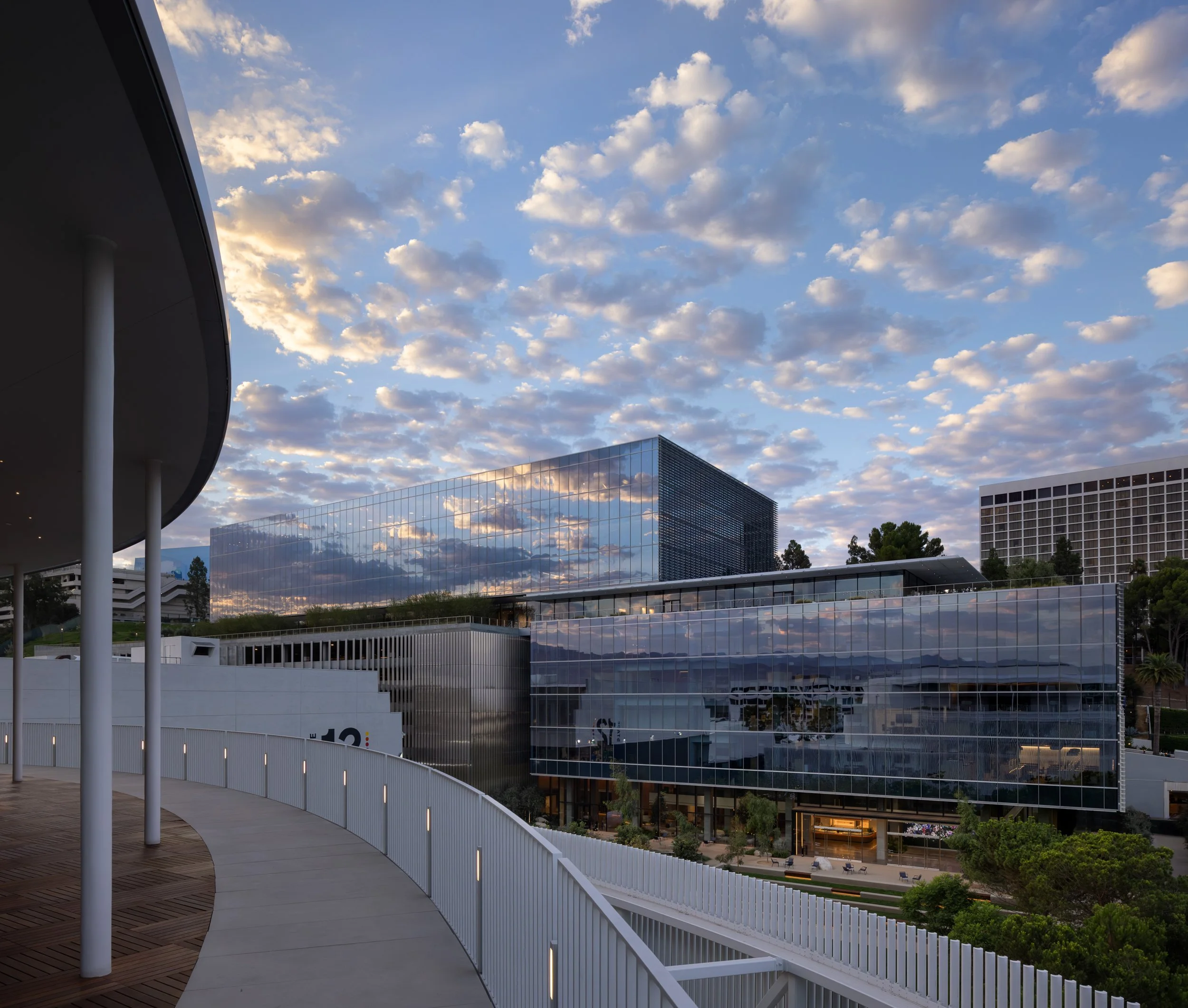 22-Lever_NBCU_0452-Pano.jpg