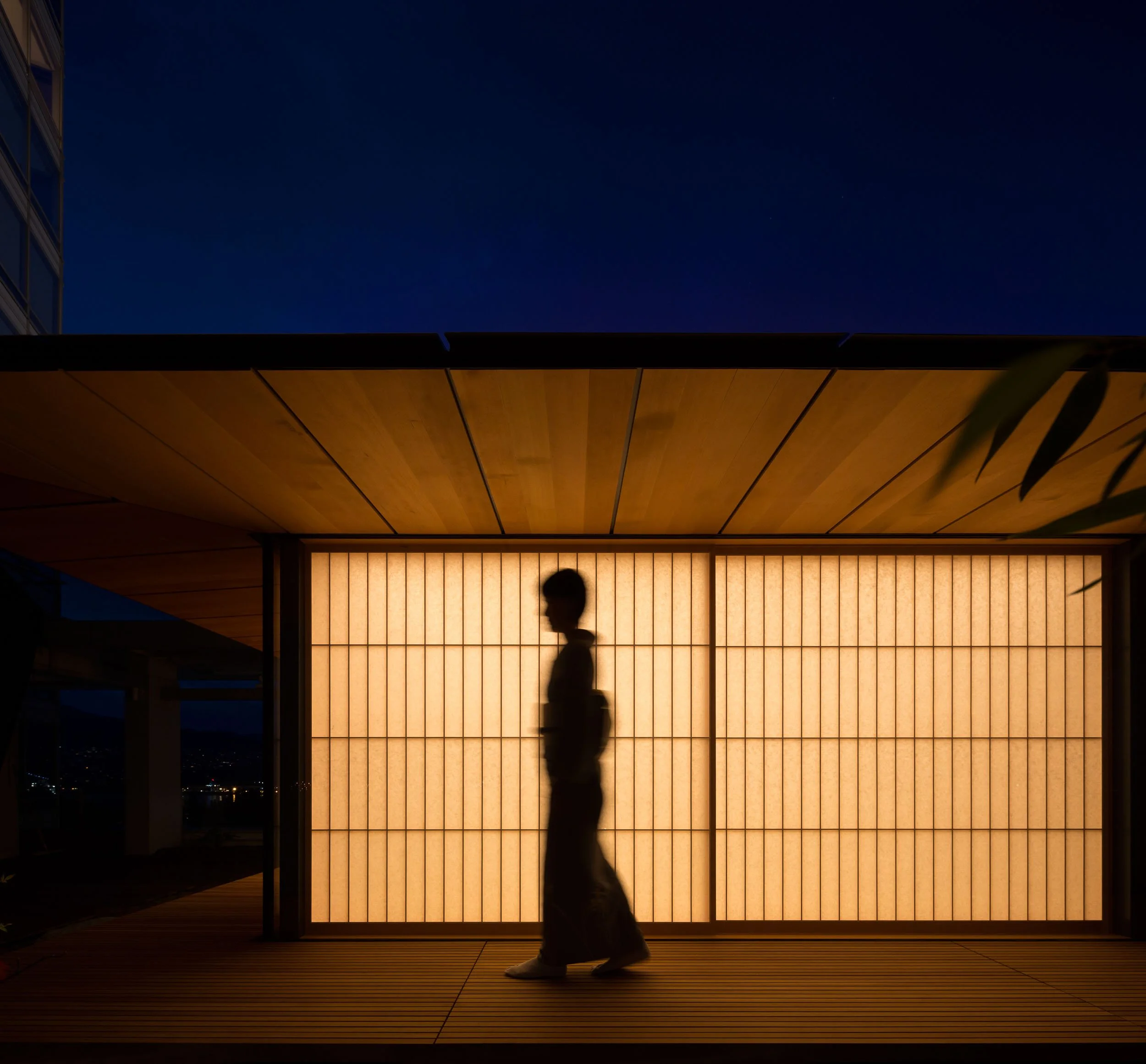 KengoKuma_TeahouseVan_2400 Pano.jpg