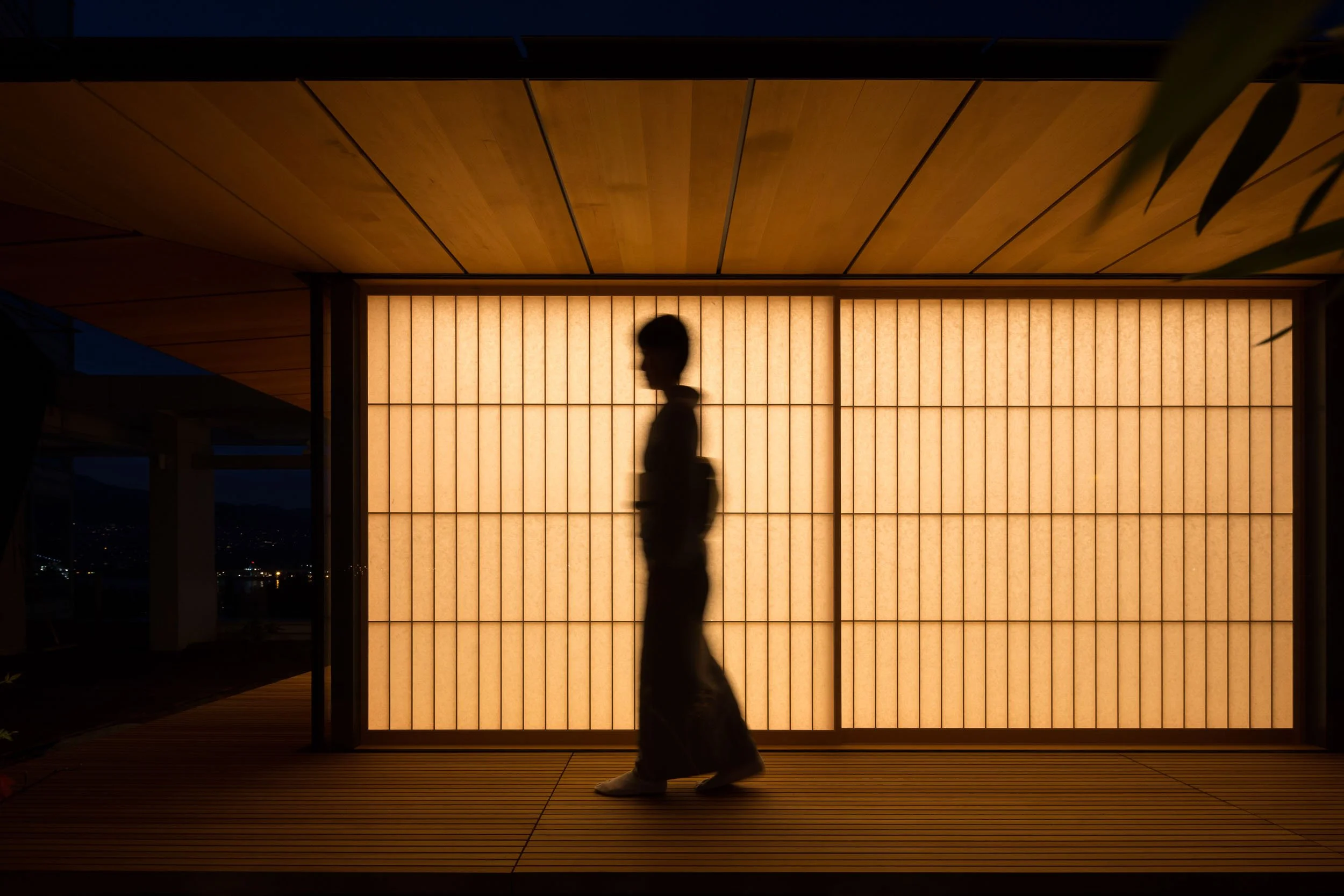 KengoKuma_TeahouseVan_2400.jpg