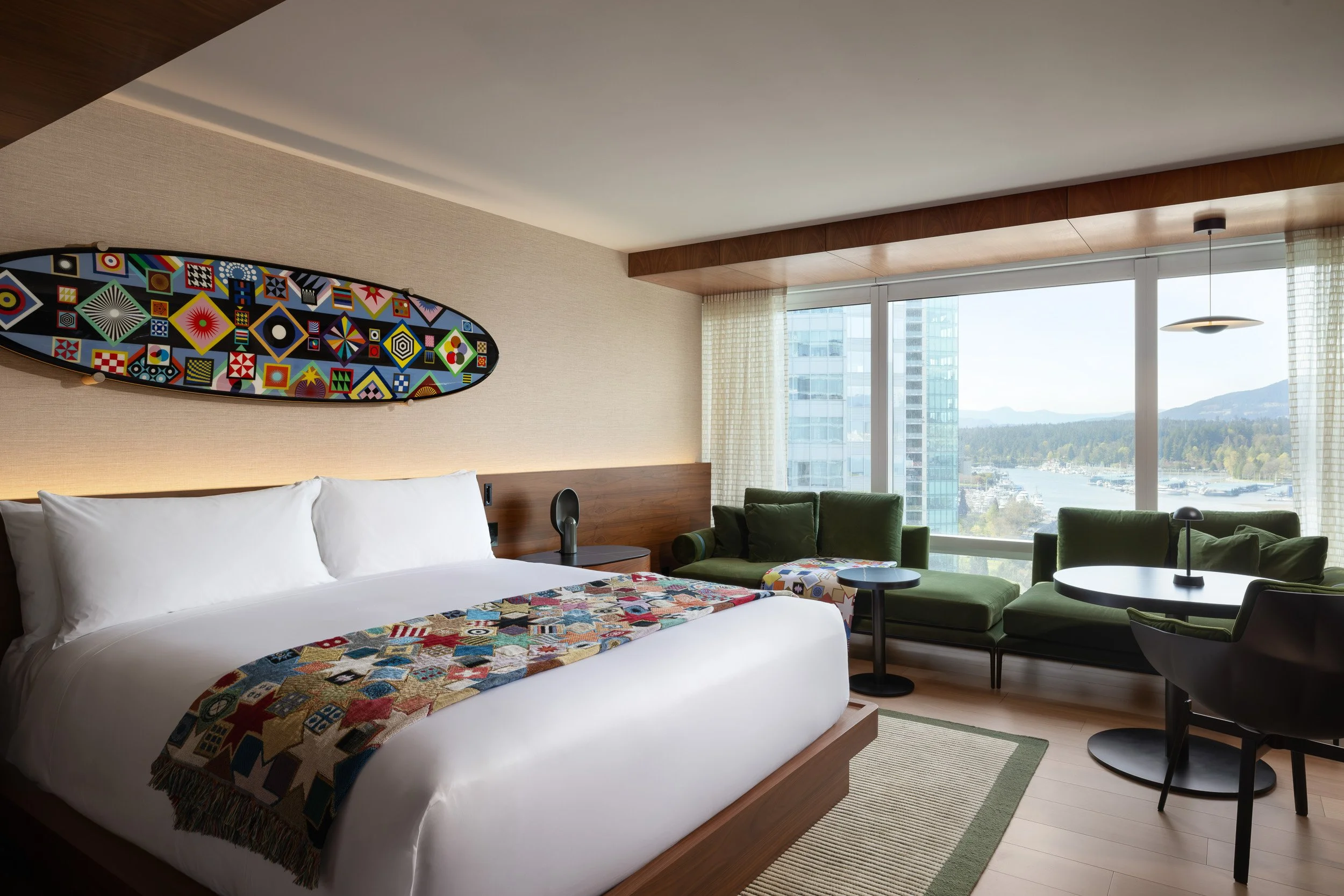 Fairmont_DouglasCoupland_1630.jpg