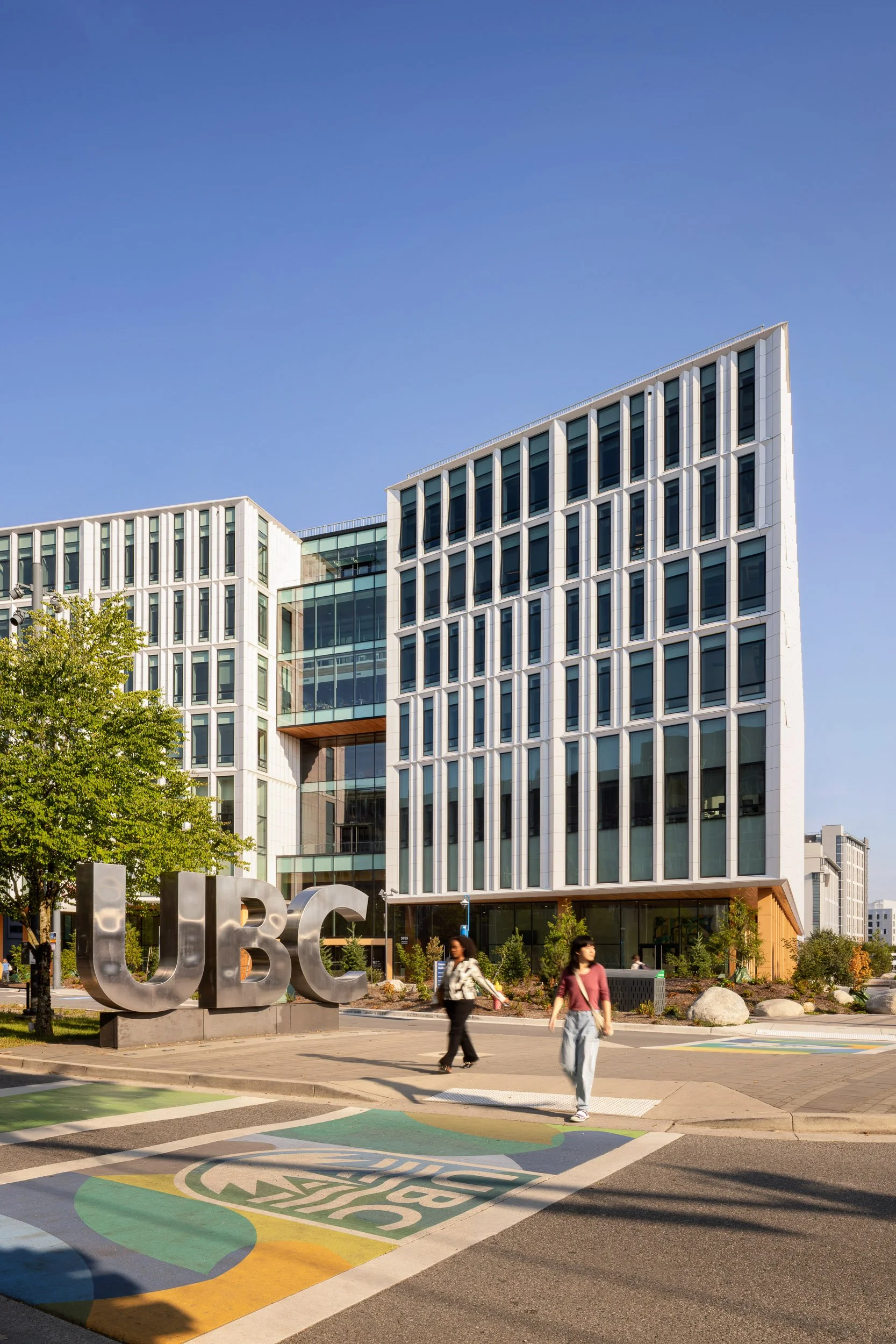 PerkinsWill_UBCGateway_334.jpg