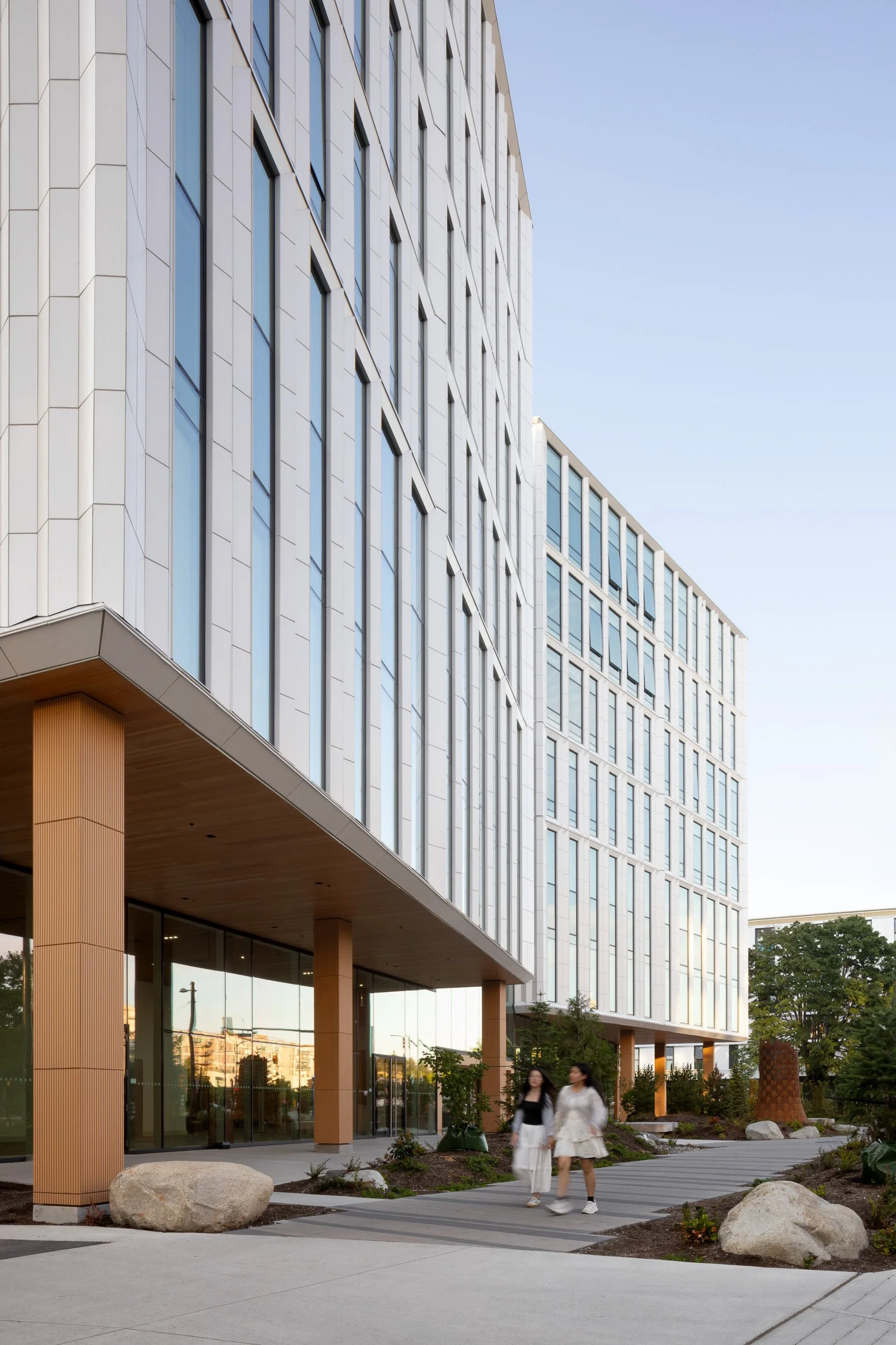 PerkinsWill_UBCGateway_2060.jpg