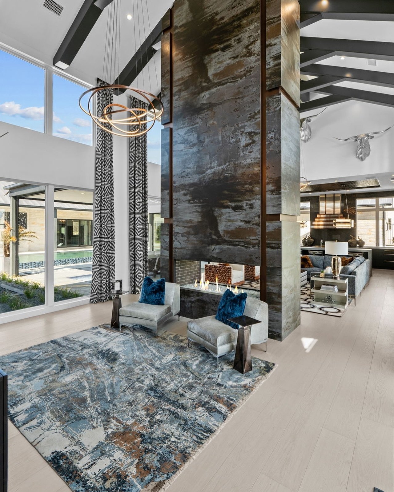 &ldquo;Susan Semmelmann leads a team of 30 professionals at Semmelmann Interiors, creating forward-thinking spaces that have never been done before. Susan and her team designed this stunning Fort Worth home bringing to life a vision of refined elegan