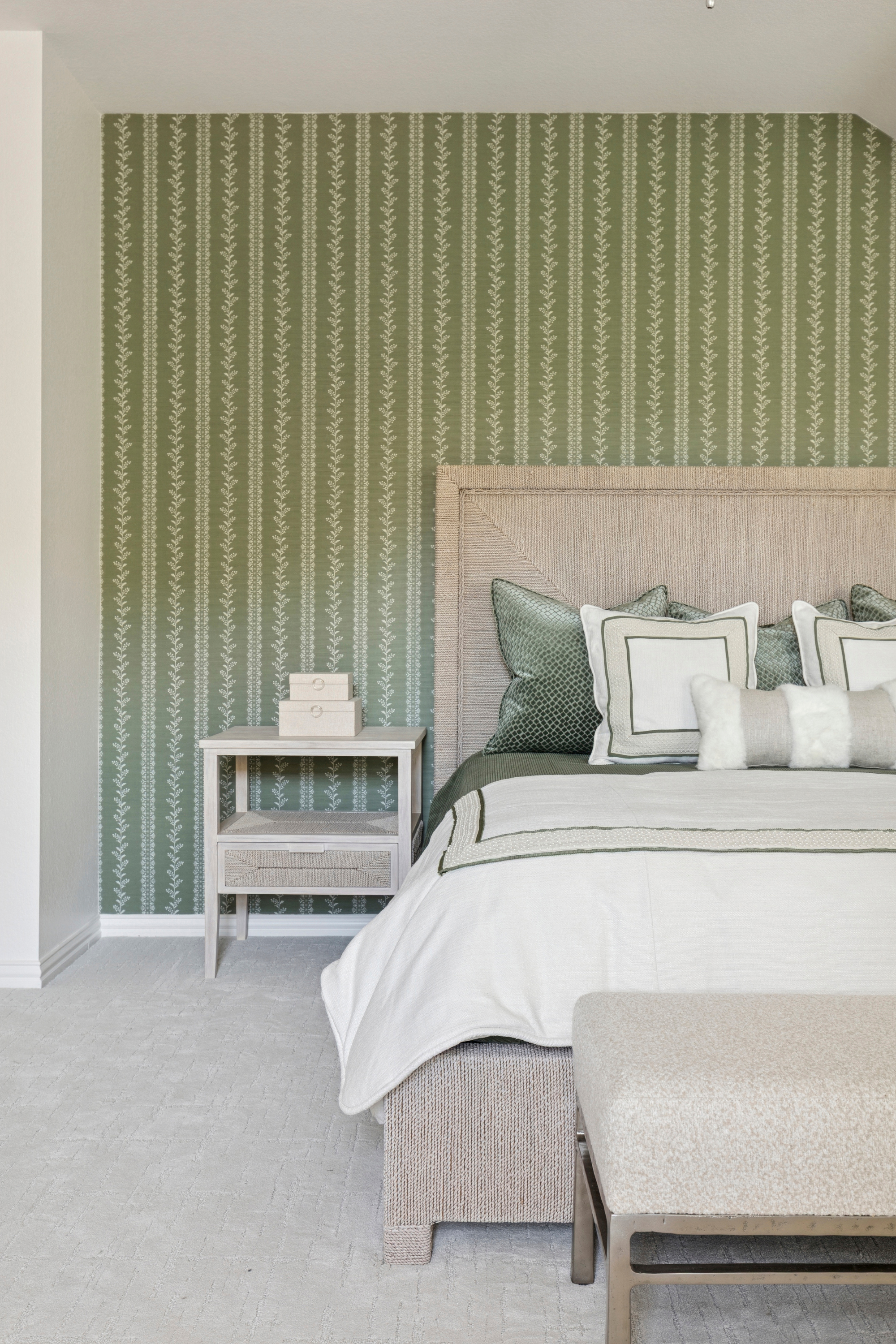 Fraunheim Portfolio (13).png