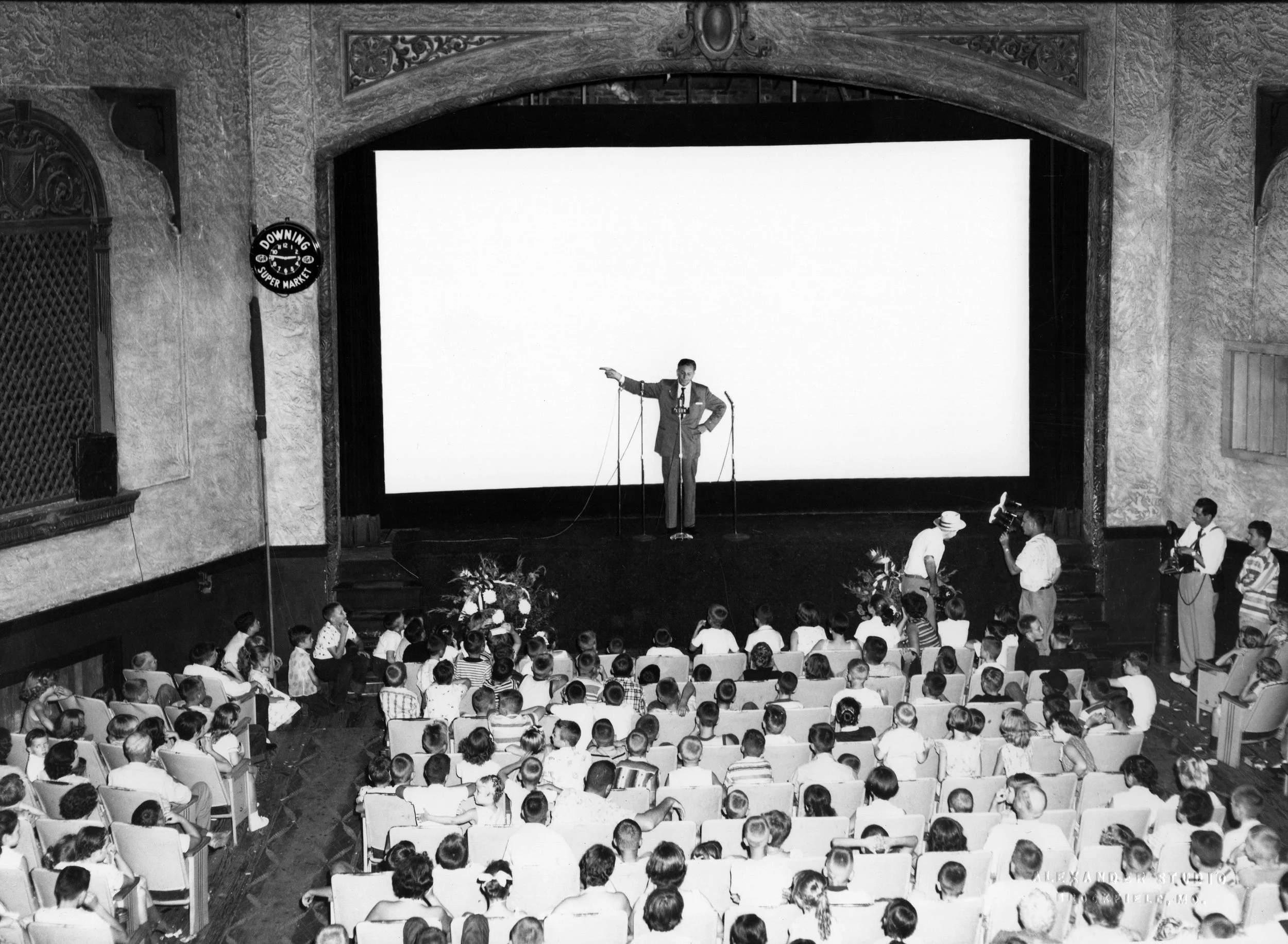 Walt on stage Uptown.jpeg