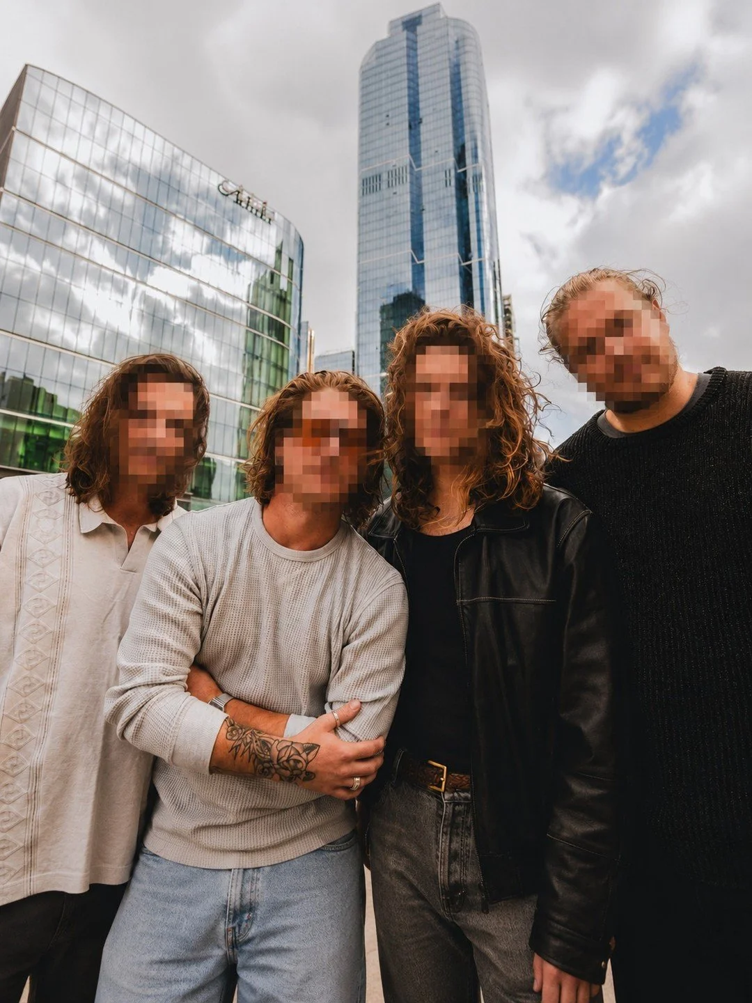 HEY GOLDY, GUESS WHO!? 👀🍻

We're dropping our first lineup announcement TOMORROW, but here's a little teaser of our headline act to get you frothing... 🥵🥵

While you're here...

🎟️ PRESALE IS POURING NOW 🎟️ Click the link in bio to get access t