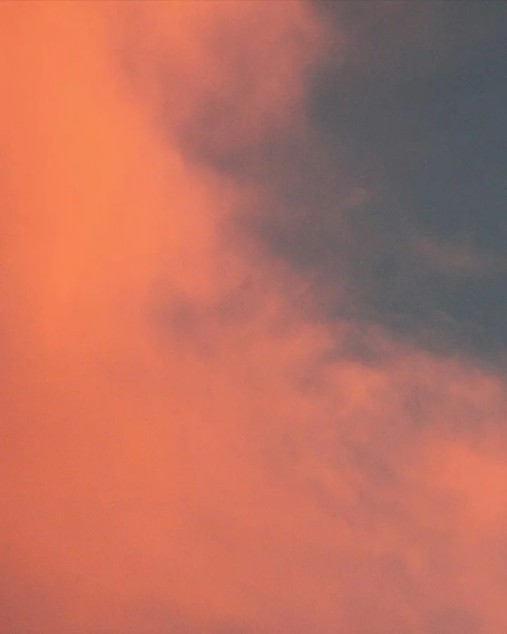 💫&nbsp;Consider this your well-researched sign to finally #GetLasered #GetWinked 😉✌🏽