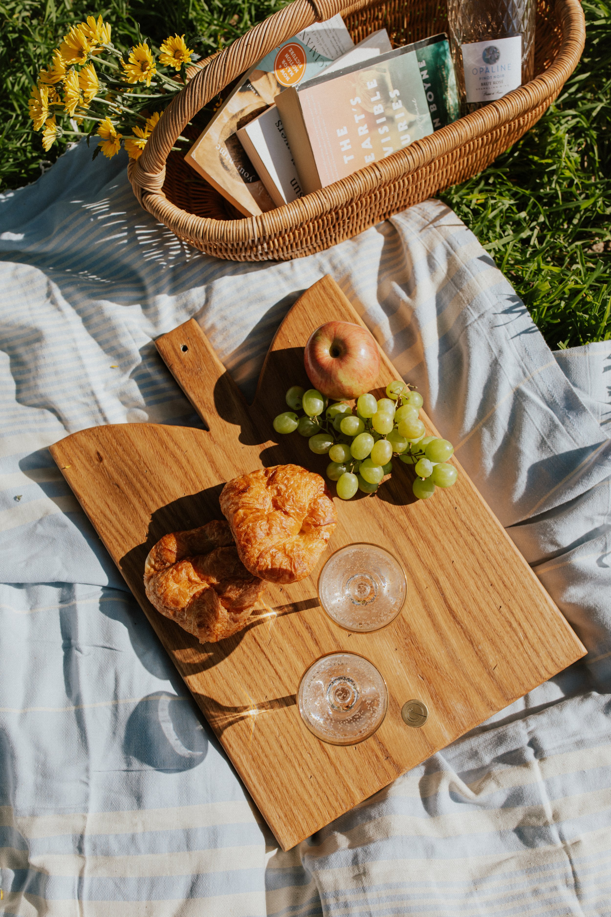 The Sainte Rose Serving Tray
