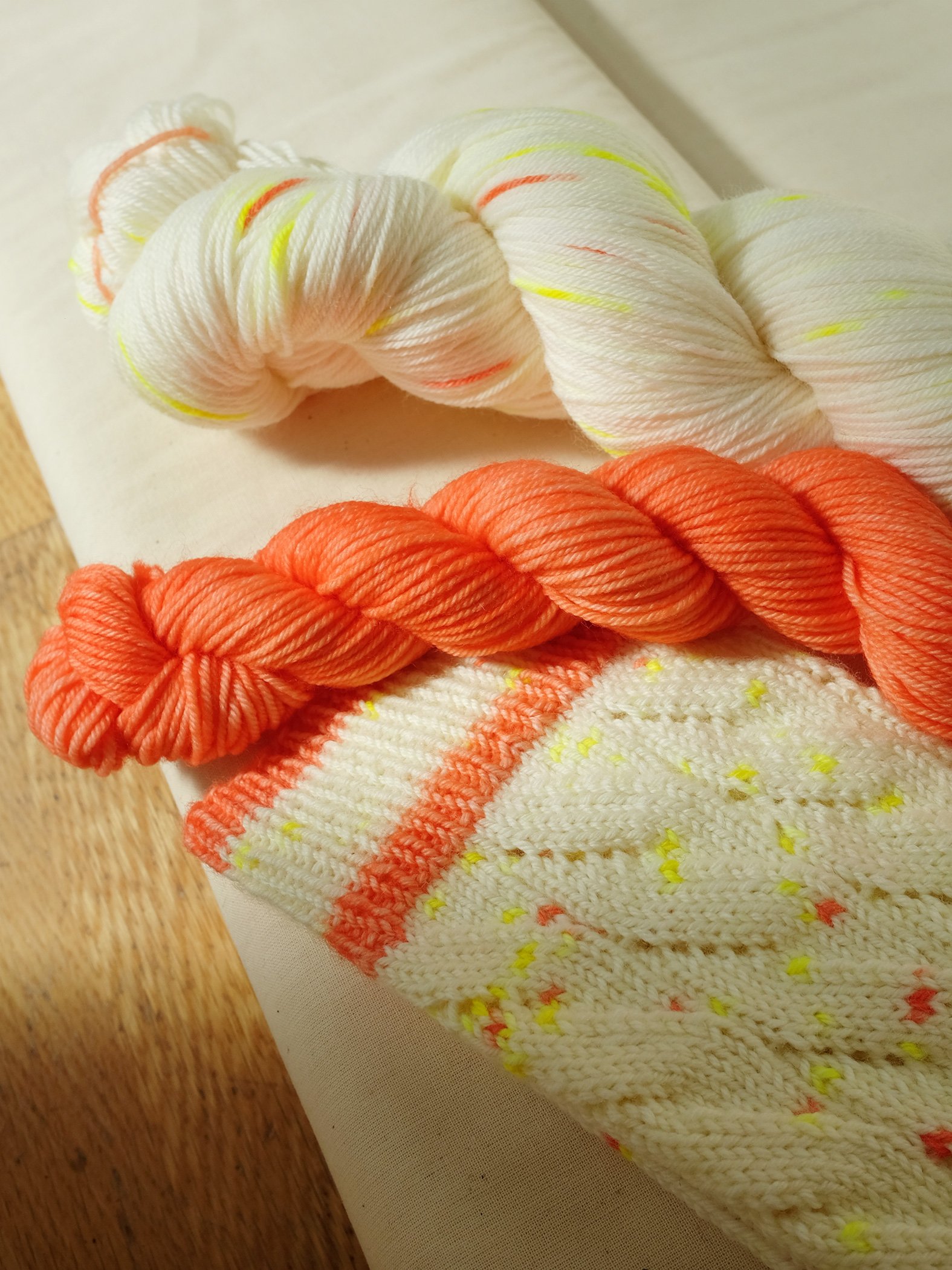 Luxe Sock Yarn, Silver Fox — ARA STELLA