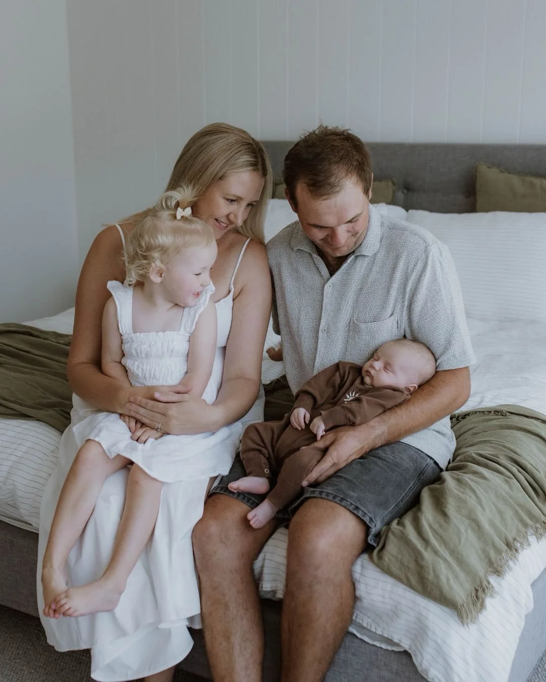 It is so special being able to share these moments with my client&rsquo;s and their families, but extra special when I get to capture and witness these moments of my own family! 

Welcoming my gorgeous Nephew Lenny a few months back 🫶🏻

Amy x

Gipp