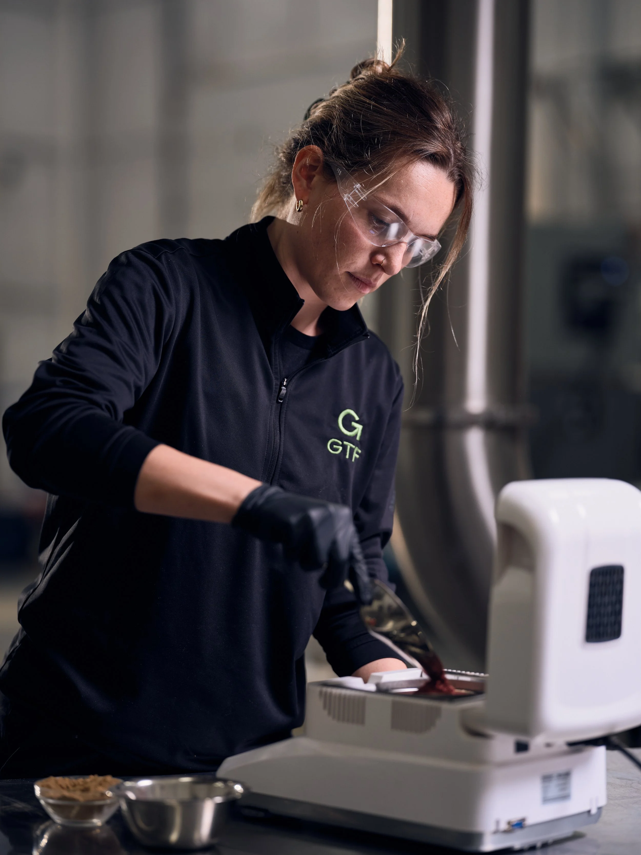 GTF Engineer testing powder material
