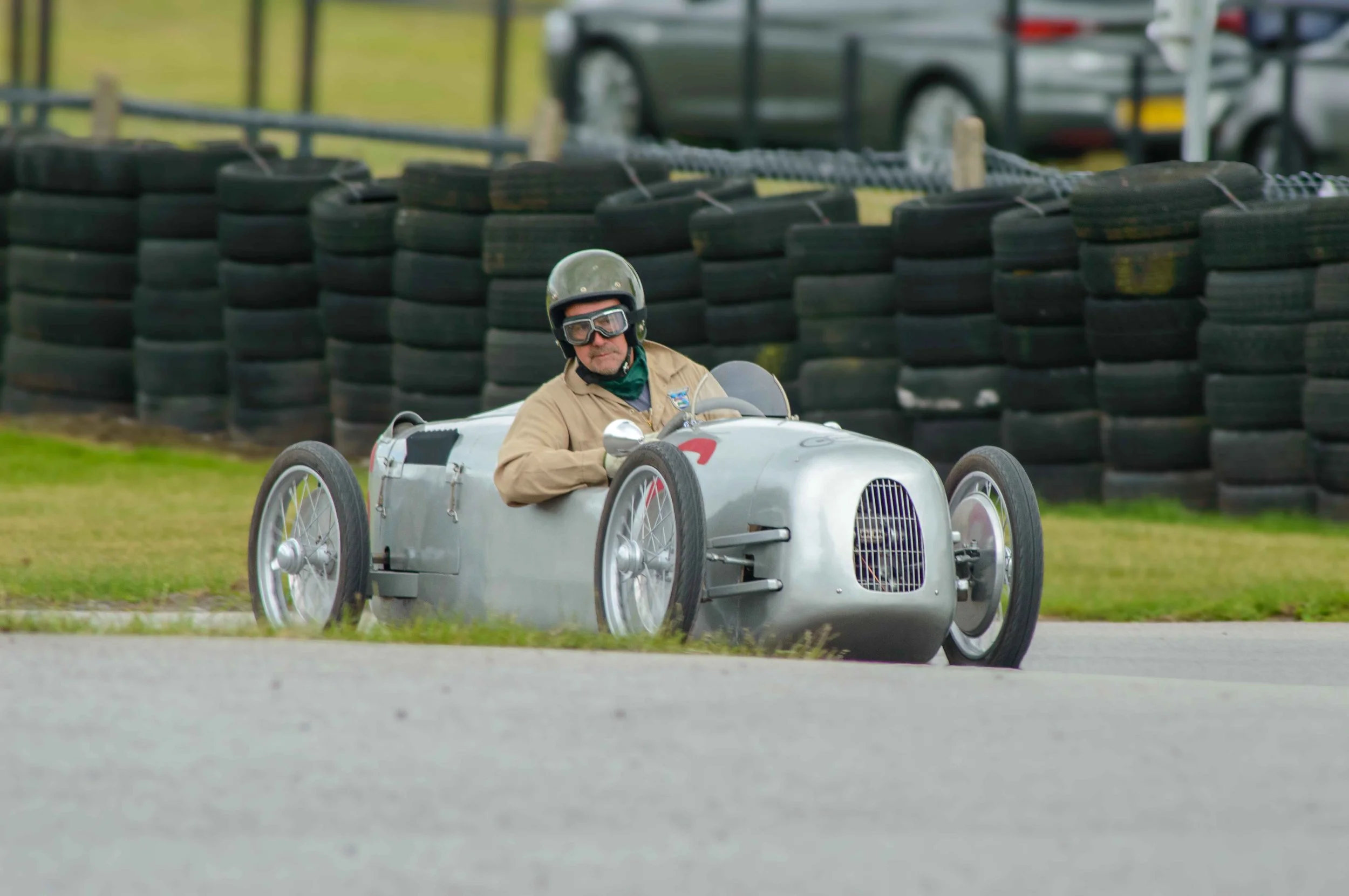 Gold Cup 25-33.jpg