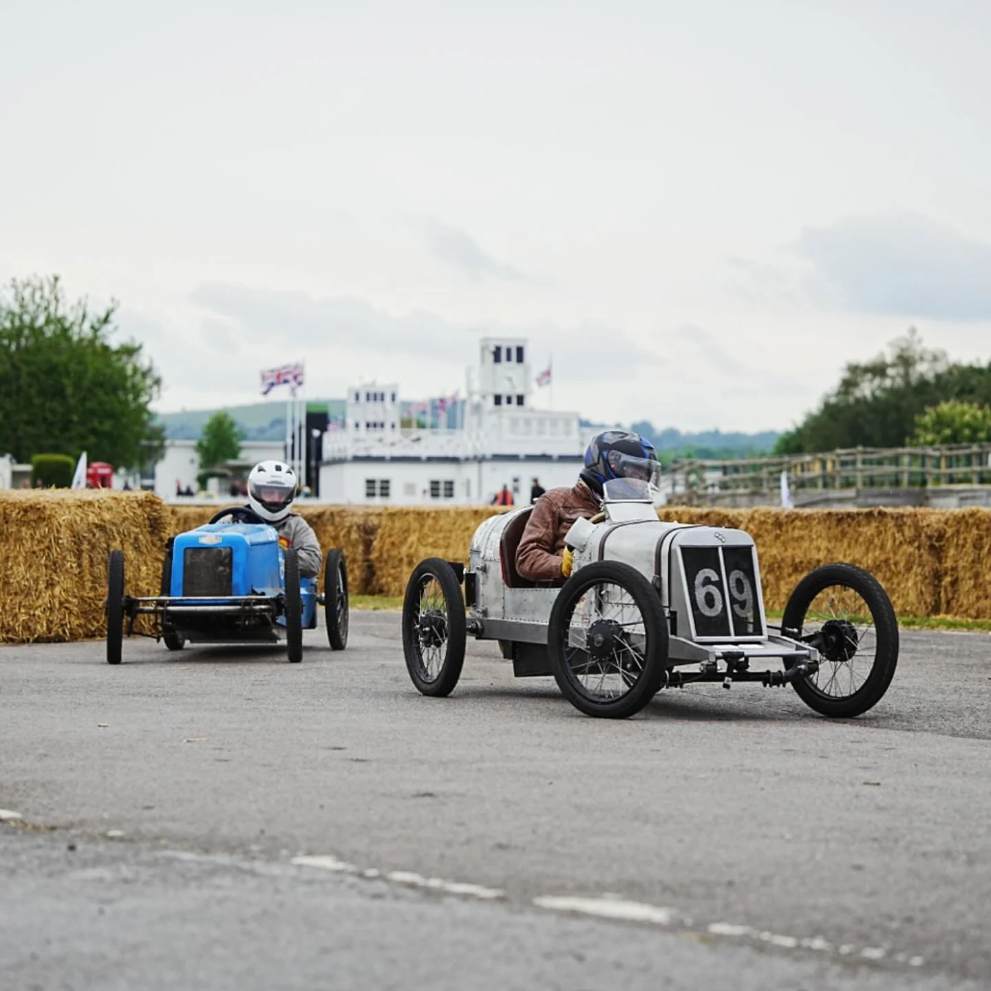 CKGB @ Goodwood 2026 🙌

#retroridesweekender #cyclekart #cyclekartgb #cyclekartsgb #cyclekartsgreatbritain #vintageracer #smallcars #scalecars #buildacyclekart #hondac90 #fabrication #handbuilt #britishmade #scalecar #vintageminiracecar #minituregra