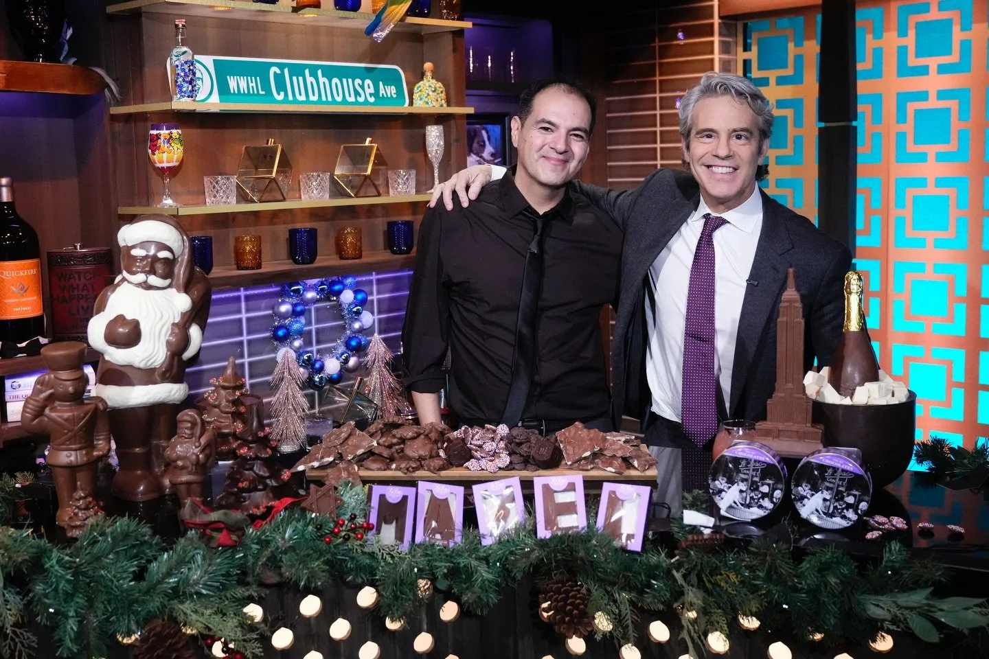 Holiday vibes are here! 🎄✨ Our client @lilacchocolates took over as guest bartender on @bravowwhl with host @bravoandy 🍫

Andy calls them his &ldquo;favorite chocolatier in NYC,&rdquo; and we couldn&rsquo;t agree more! Kicking off the season with d