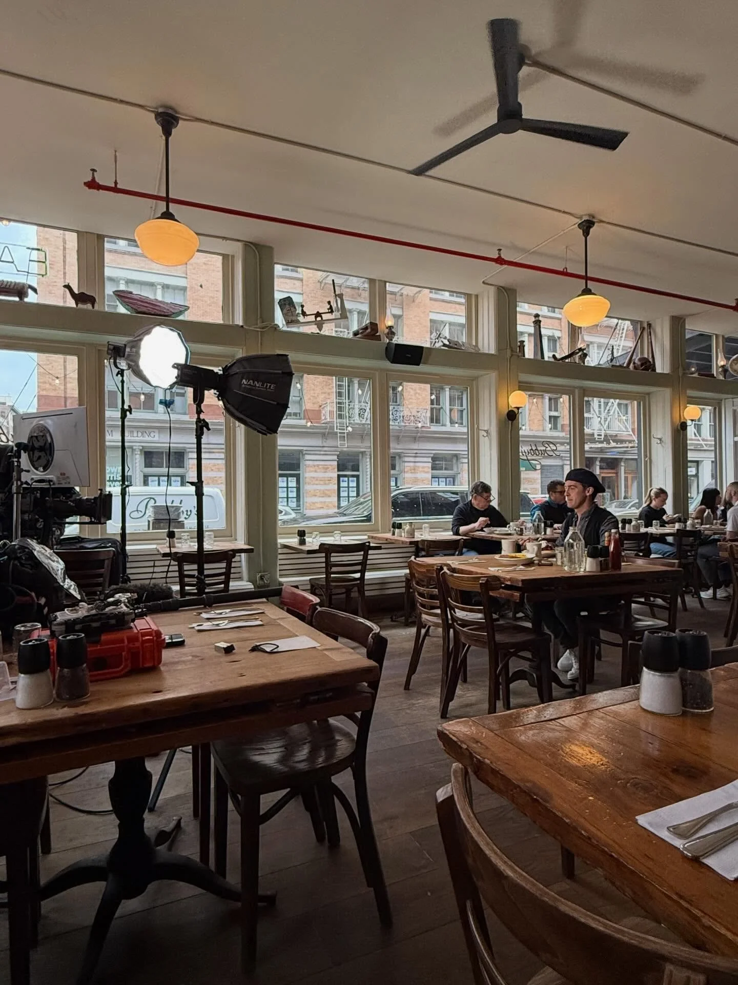 Sharing a little behind-the-scenes from #RGClient @bubbys on @goodmorningamerica yesterday! 🎥

Always exciting to see our clients in the spotlight, and even more fun to help bring these moments together. Did you catch the segment?! See more on Bubby
