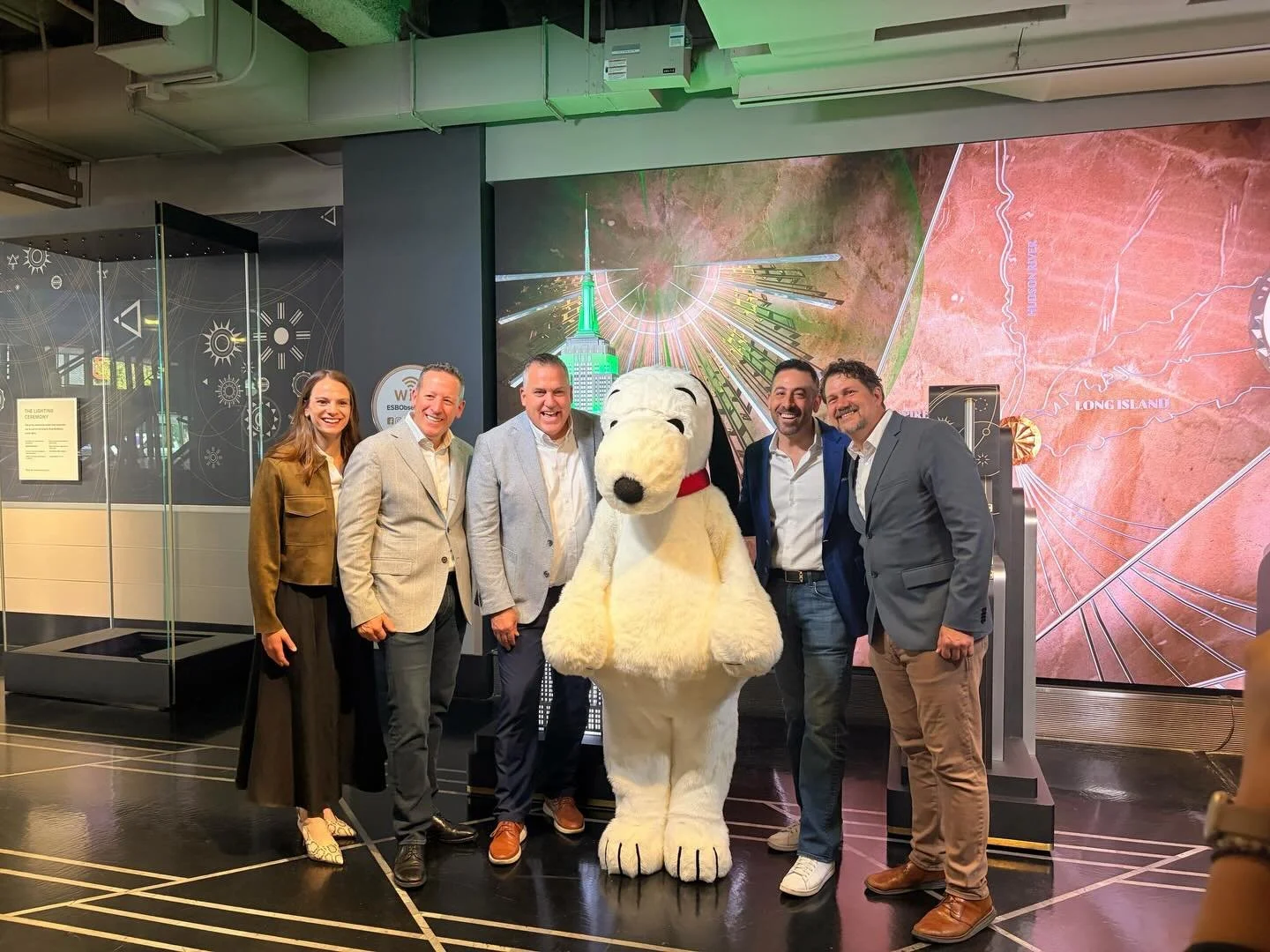 In honor of Earth Day, #RGClient @ArborDayFoundation partnered with Peanuts to light the Empire State Building green&mdash; celebrating the power of trees to shape a more hopeful future. 🌱 🌏 

The Arbor Day Foundation is a global nonprofit dedicate