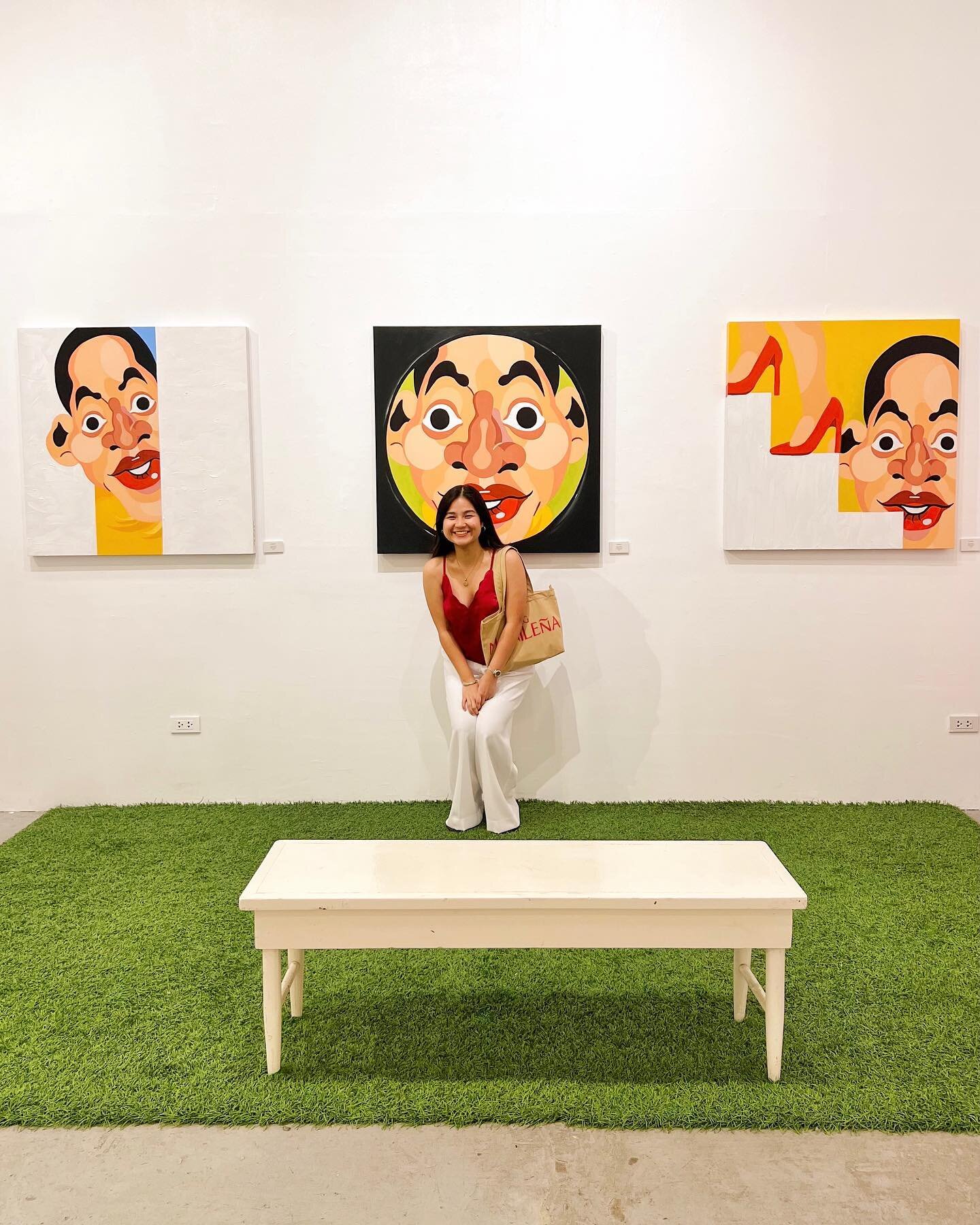 Peek-a-boo! It&rsquo;s me (and it&rsquo;s also the name of this series hehe) 🫣 Beyond grateful to everyone who came to last week&rsquo;s opening, @artjstudio and @df_artagency !!! 💖💖💖

&ldquo;Dainty Diversions&rdquo; runs until February 4, 2023 ✨