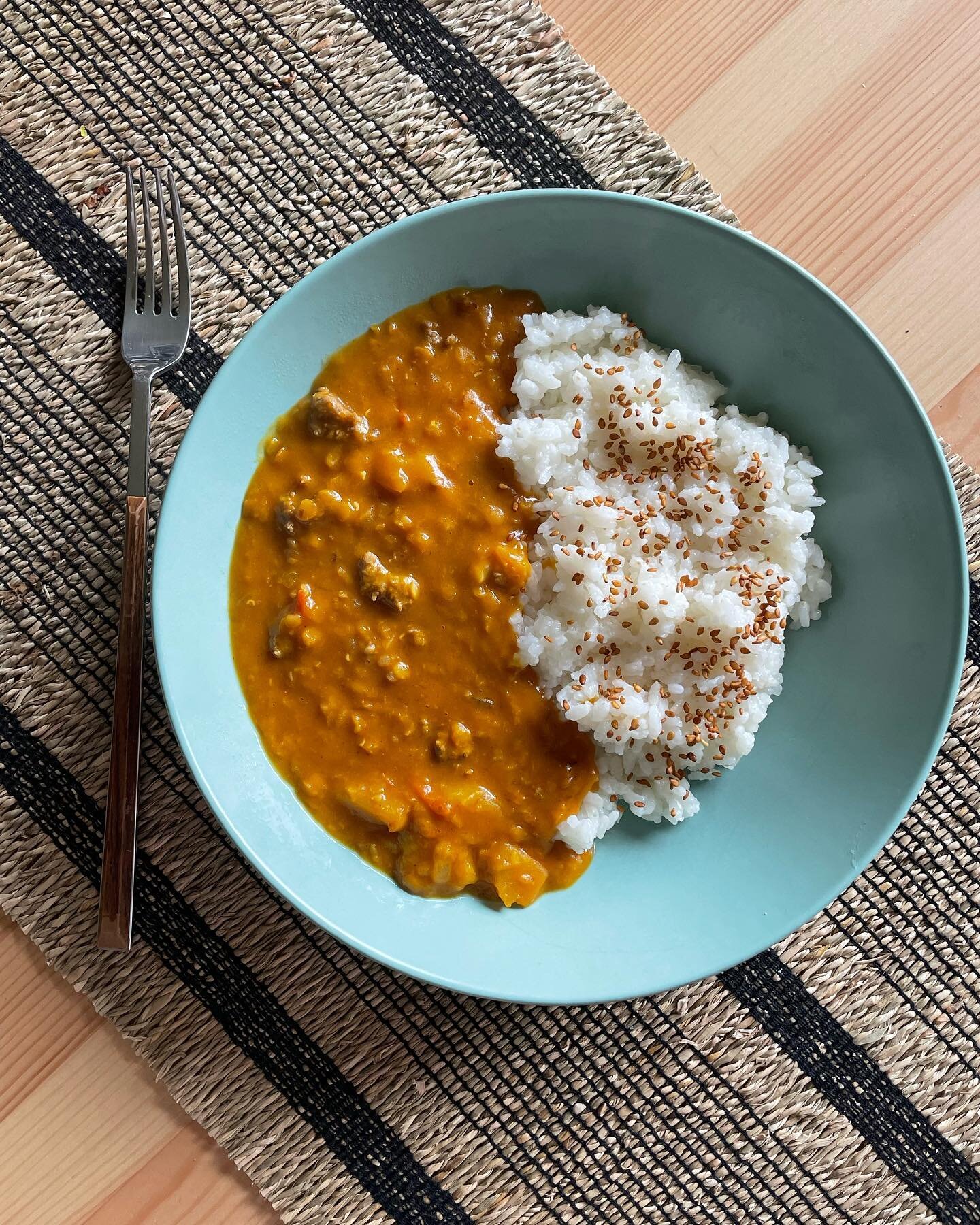 Ignoring how hot it is outside and fully embracing pumpkin curry. Japanese curry rice is one of the most comforting dishes out there so it&rsquo;s a perfect dish for autumn. The pumpkin almost melts into the curry sauce making it super rich and cream