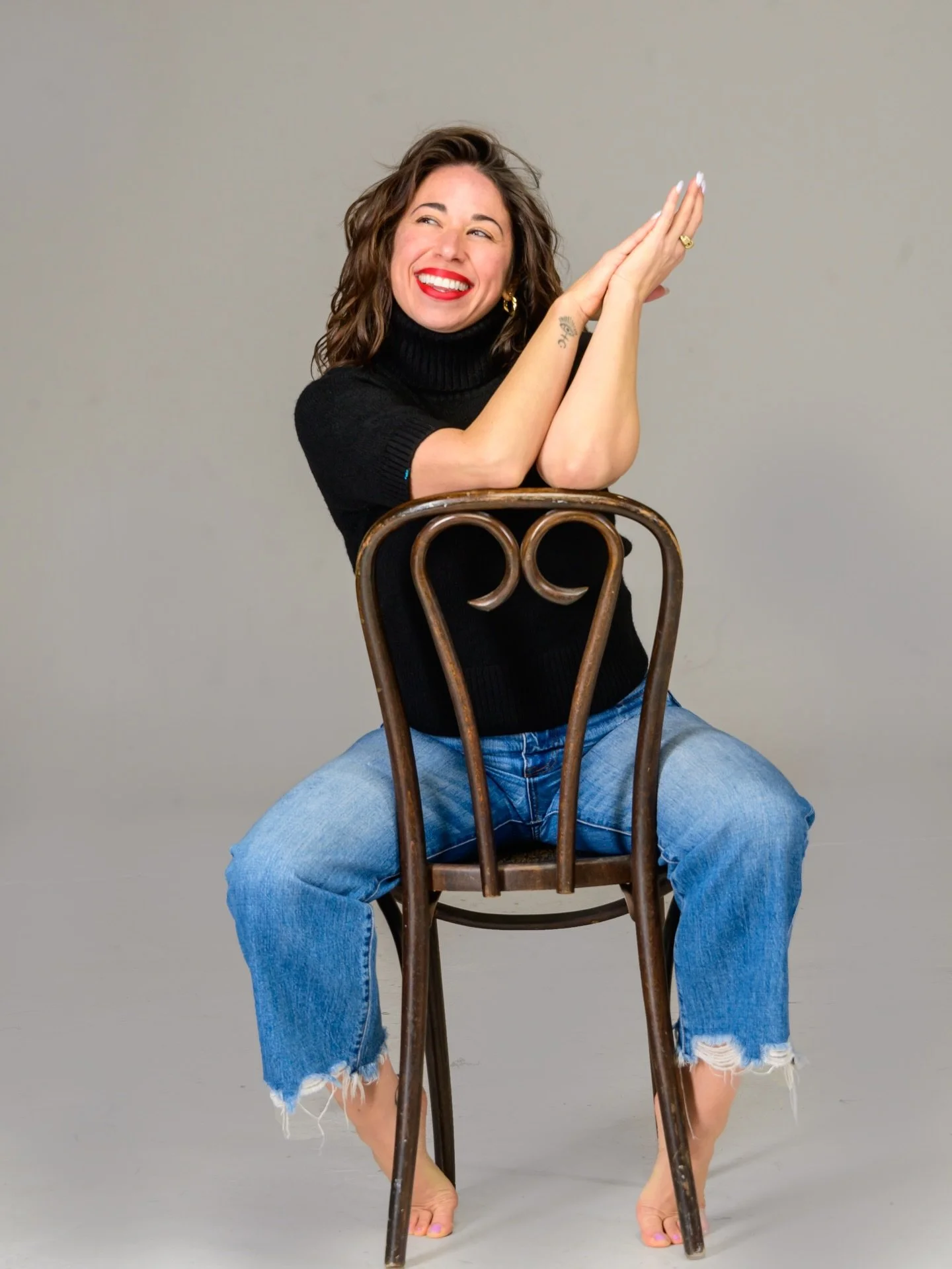 Shedding and Shining.🌕

New Moon in Leo on the first of February, asking us to shine through.

Feeling fresh releasing that last of this snakeskin.
@leenicolephotography came through bringing some new look and energy to life for this new season.💫

