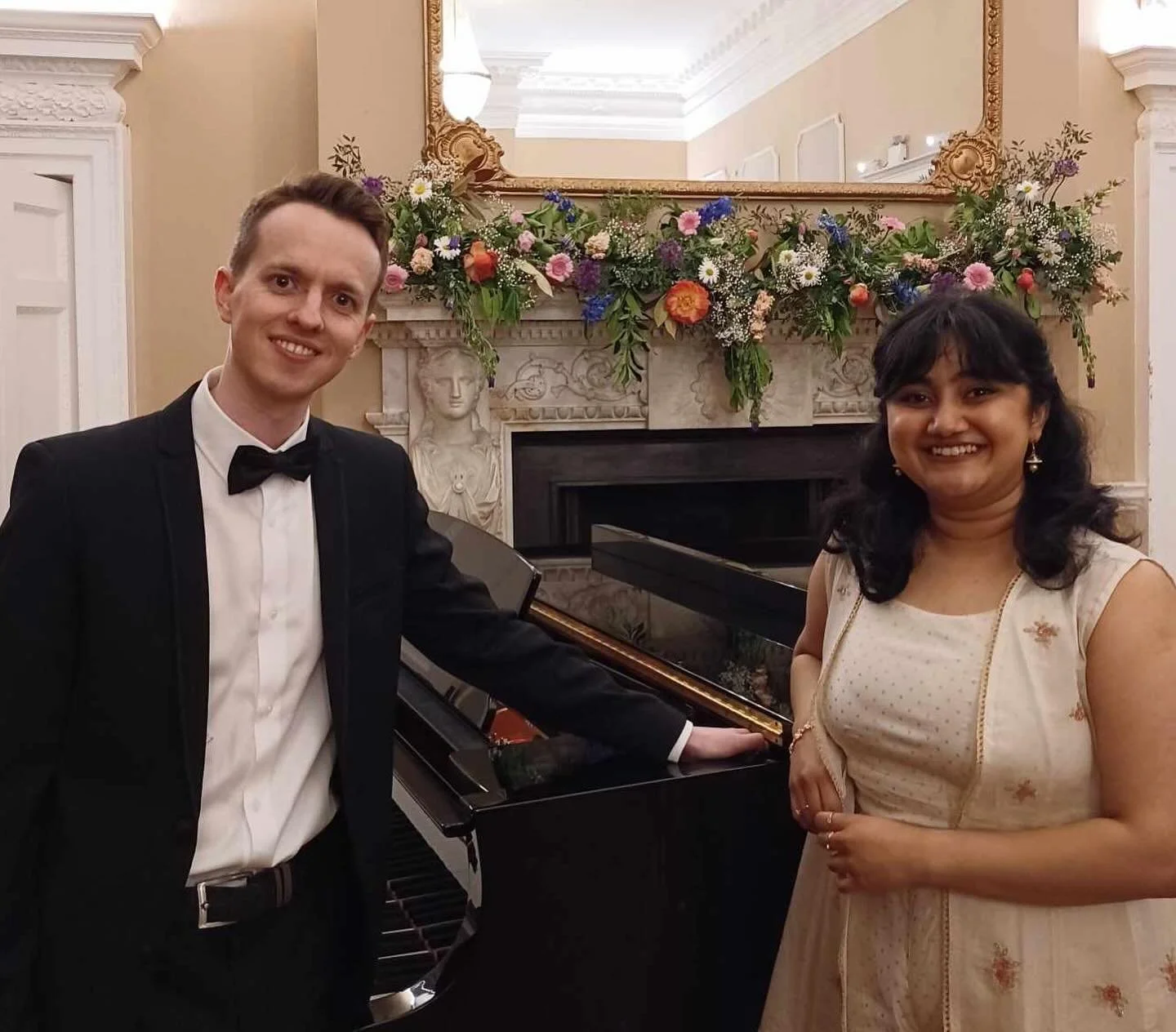 Who knew a themed recital on death would be such a hit☠️🤪
Sooo excited to have received the Runner-up prize at @ashburnhamenglishsongawards ✨✨✨
Big shout out to @iwanwowen for his wonderful playing🎹 We thoroughly enjoyed performing at the gorgeous 