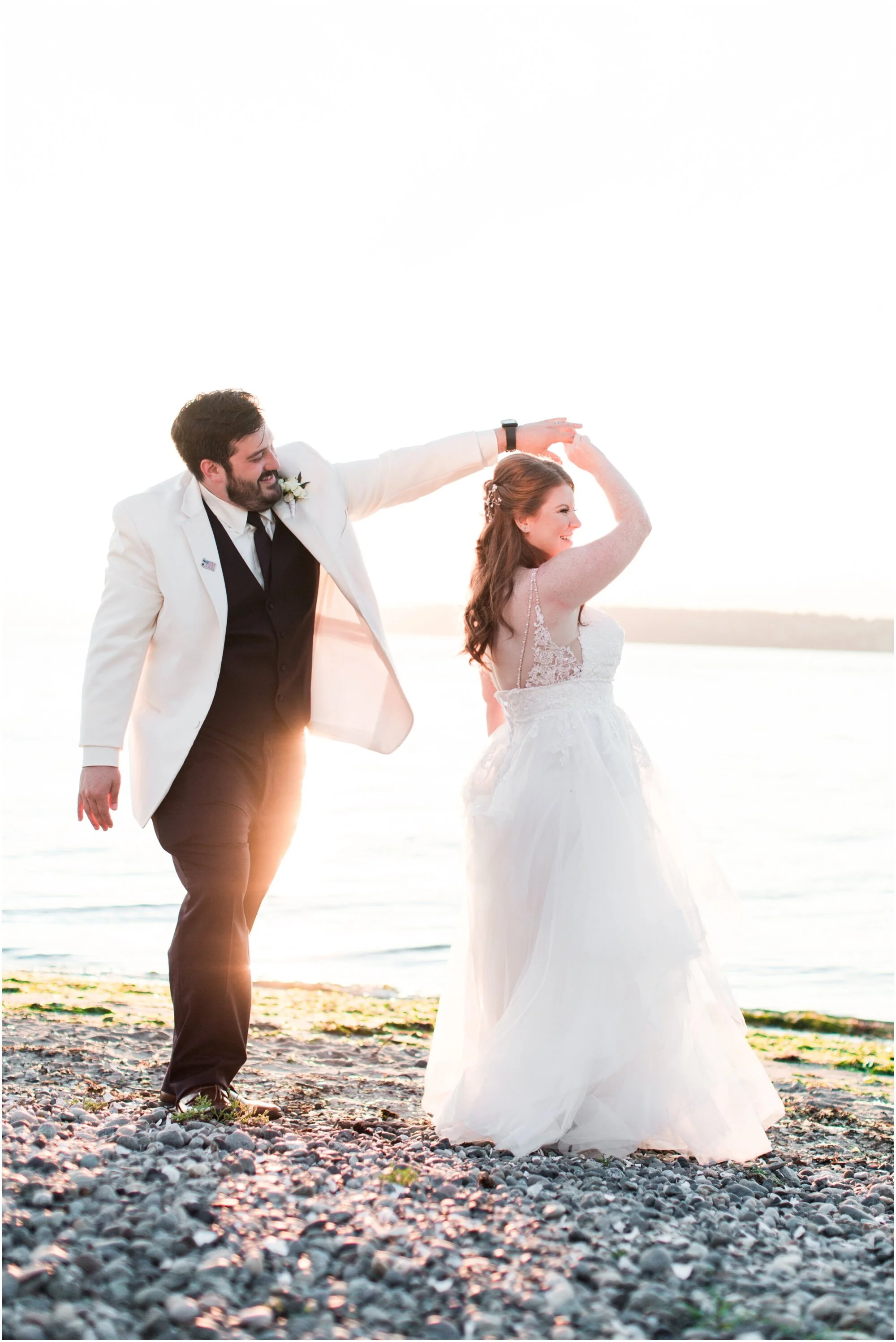 7419e-weddingphotographyatsemiahmooresortinblaine2cwa.photosbybrianacalderonphotographybasedinthegreaterseattlearea._1724.jpg