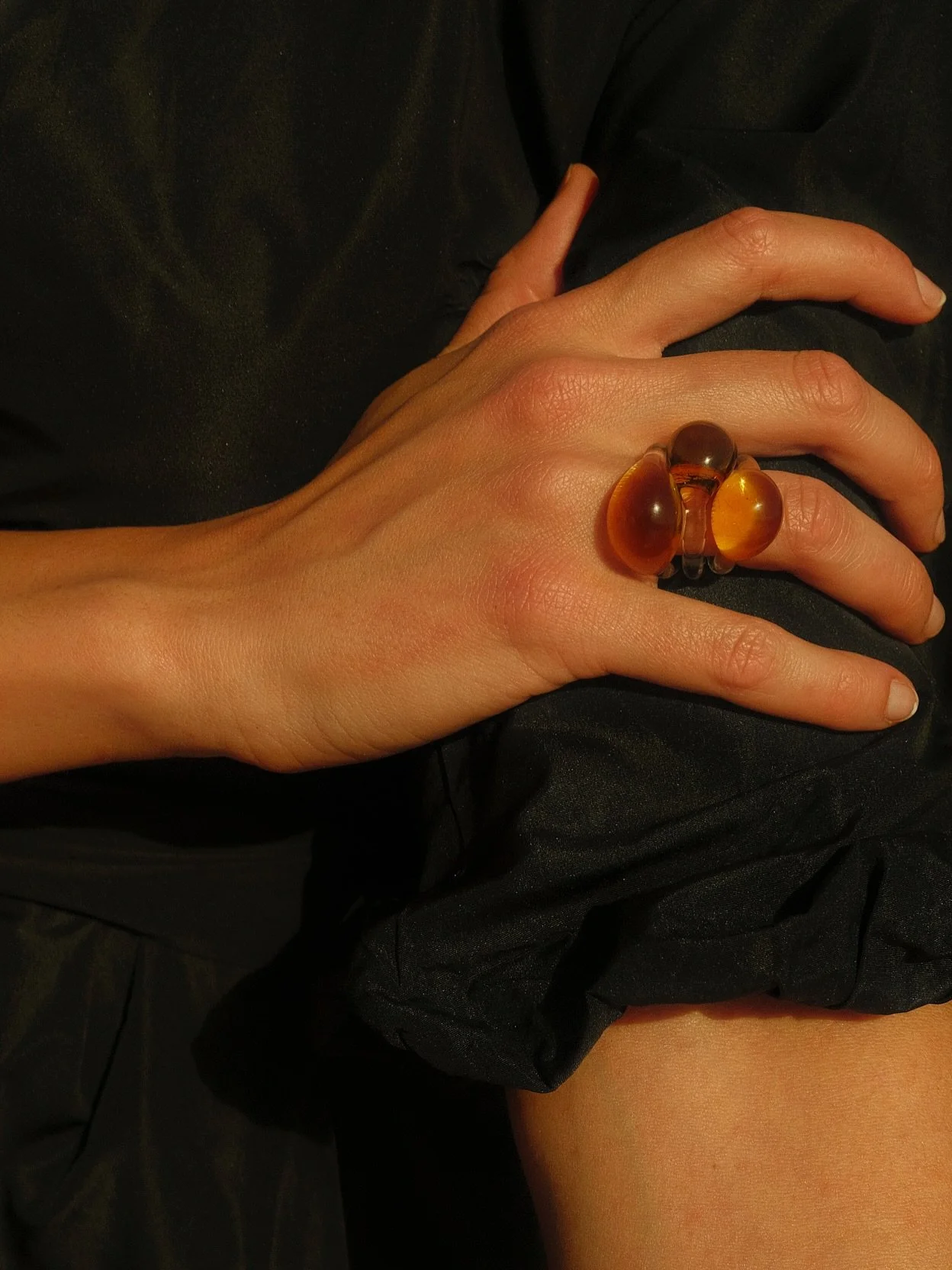 Until tomorrow at midnight, enjoy special prices on our early collections 🪐 This holiday season, we invite you to shop small. Choosing gifts from small businesses is a powerful act as a consumer ✨ Choose pieces made slowly, thoughtfully, and with in