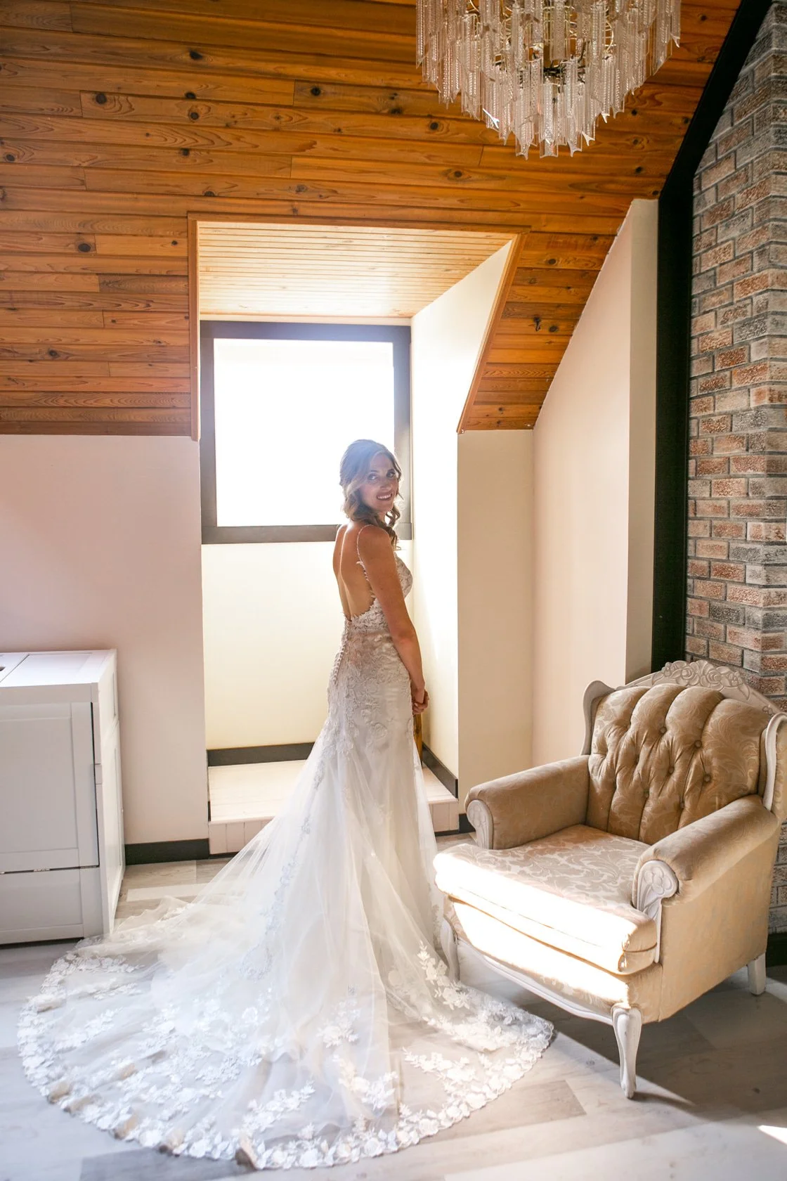 Mimosa Suite - Getting Ready