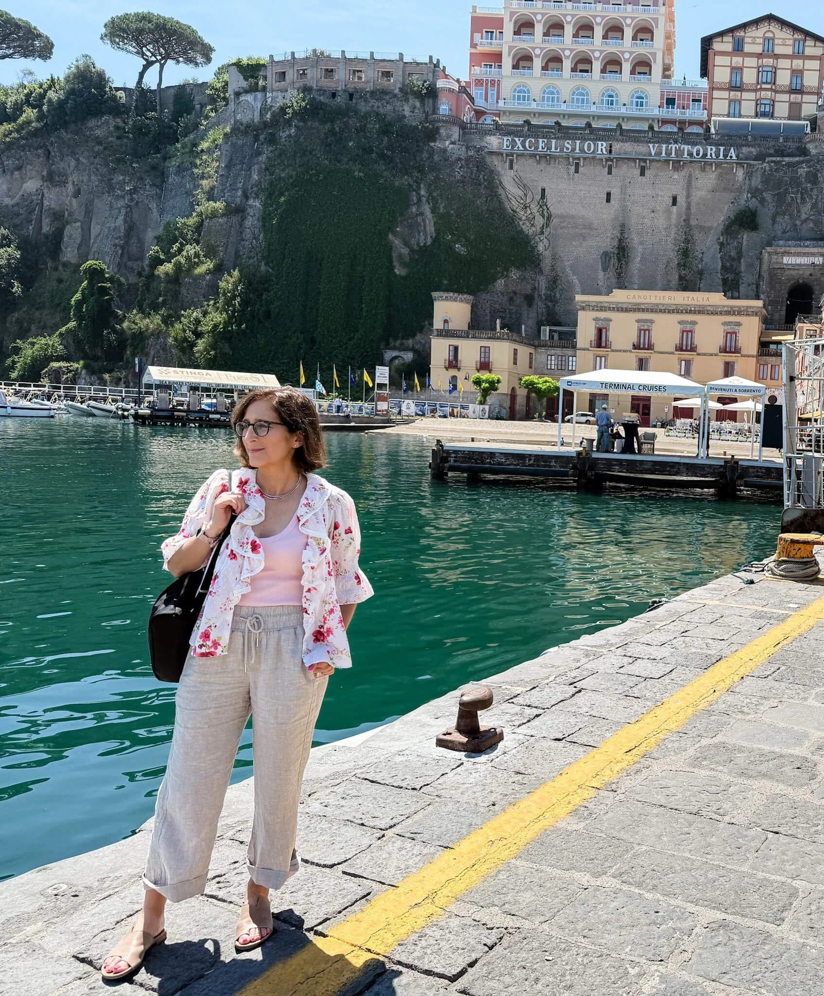 Capri day outfit, Italy, Amalfi Coast