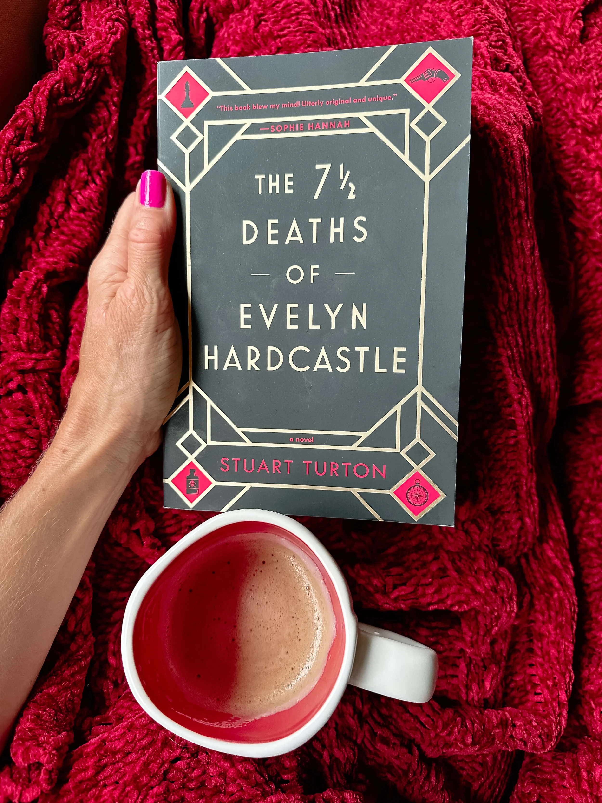 The 71/2 Deaths of Evelyn Hardcastle mystery book