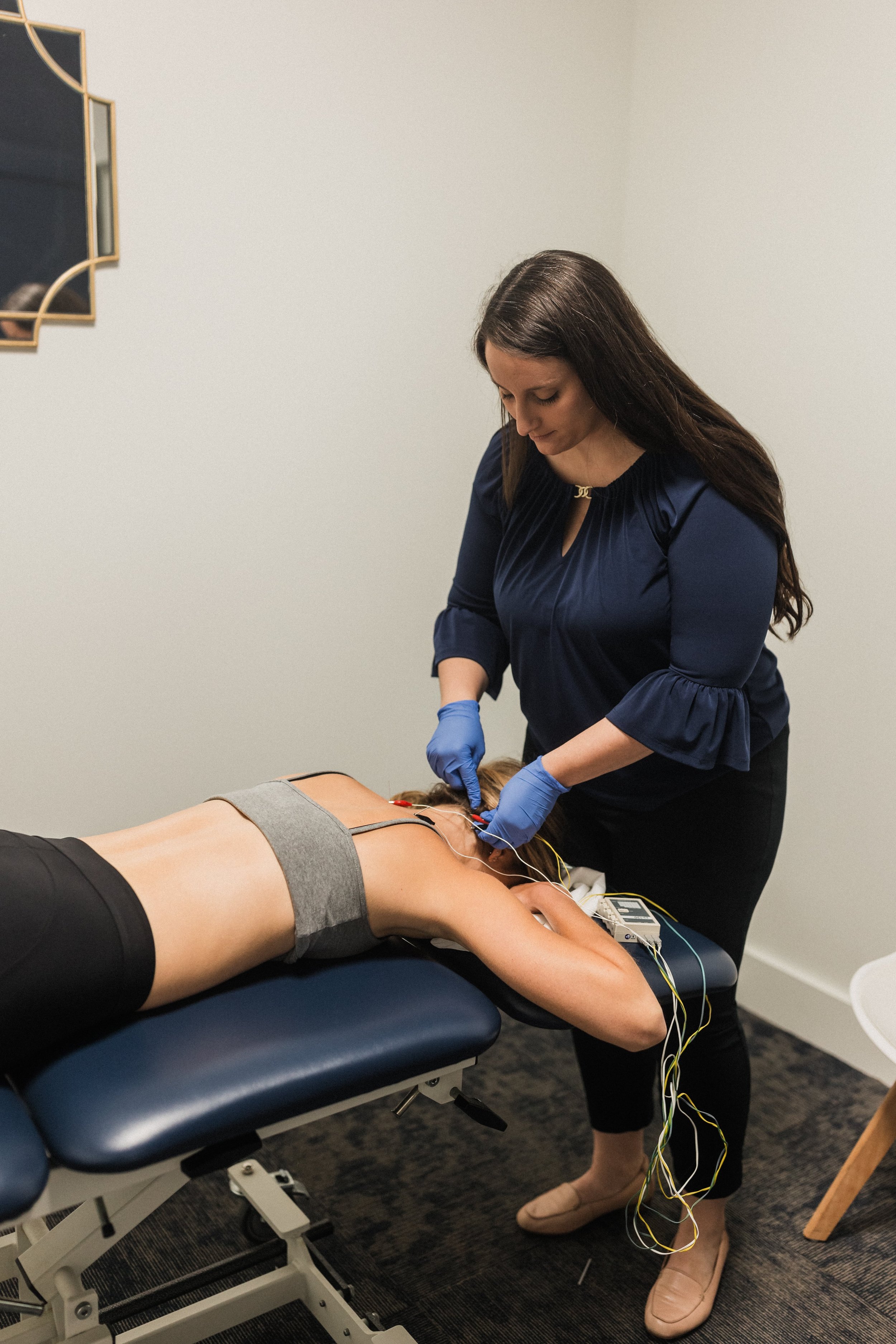 What You Need to Know About Dry Needling with Electrical Stimulation, Orthopedic Blog