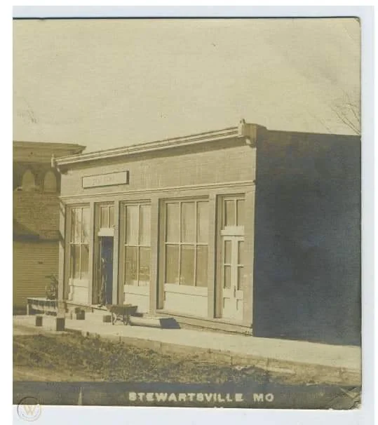 About 1 — Stewartsville, MO