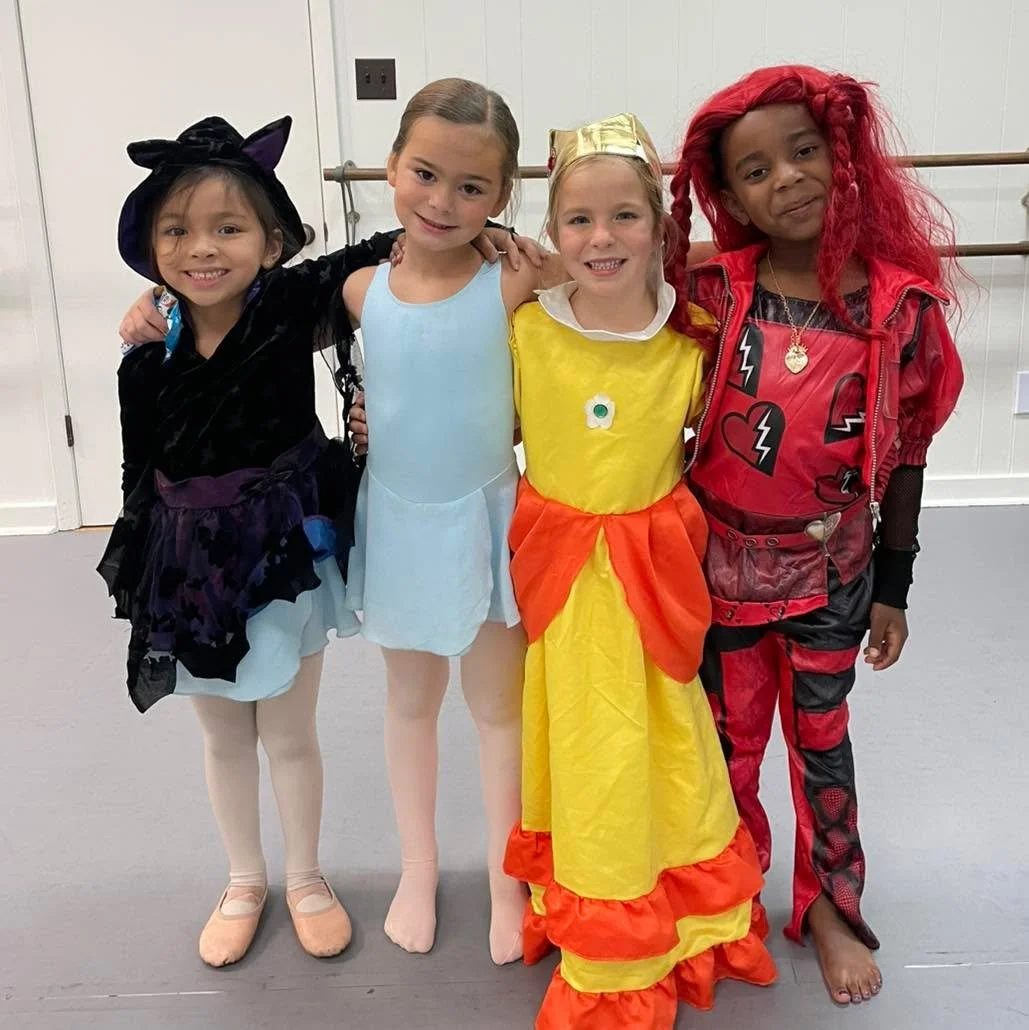 It’s almost time for Spooky Season at the Studio! Dancers- don’t forget to wear your costumes to class starting THIS Saturday, October 25. 
ππ©°π»π©°β οΈ #dance #dancer #dancerlife #dancestudio #studio #noladance #noladancestudio  #ballet #n