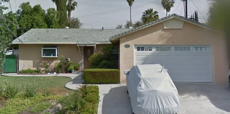 Exterior view of Dream Home for Seniors, LLC, a serene residential facility providing specialized elderly care in the quiet neighborhood of Woodland Hills, Los Angeles.