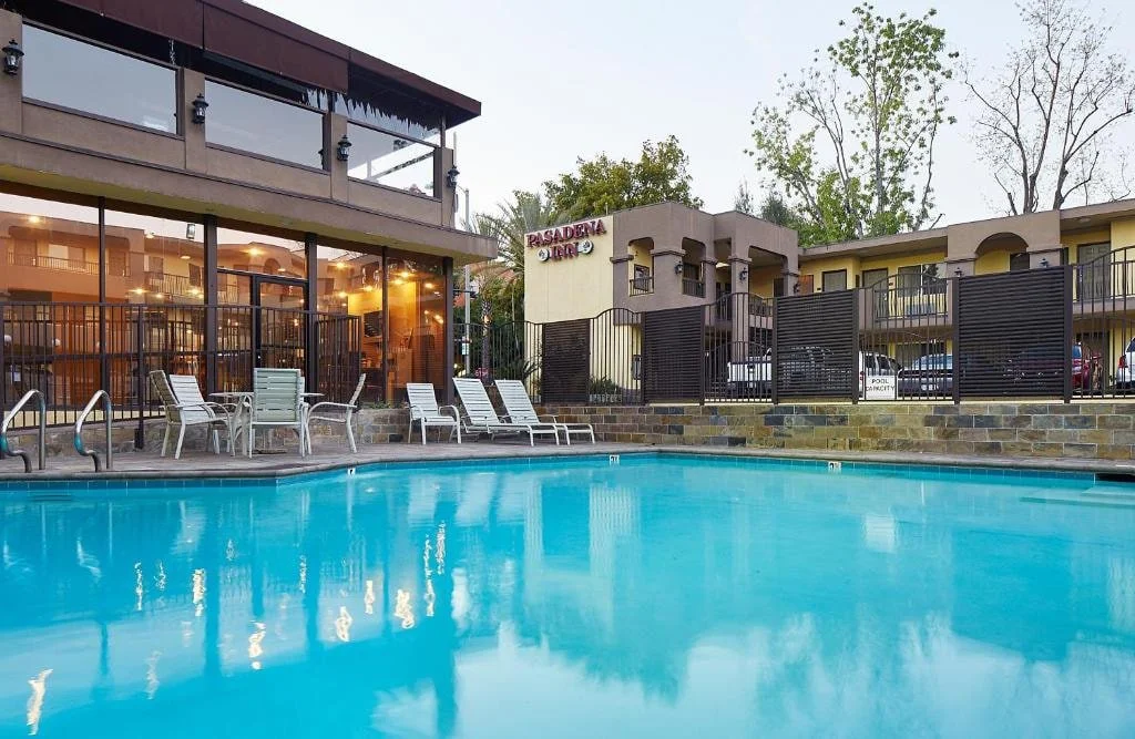 GreenTree Pasadena Inn