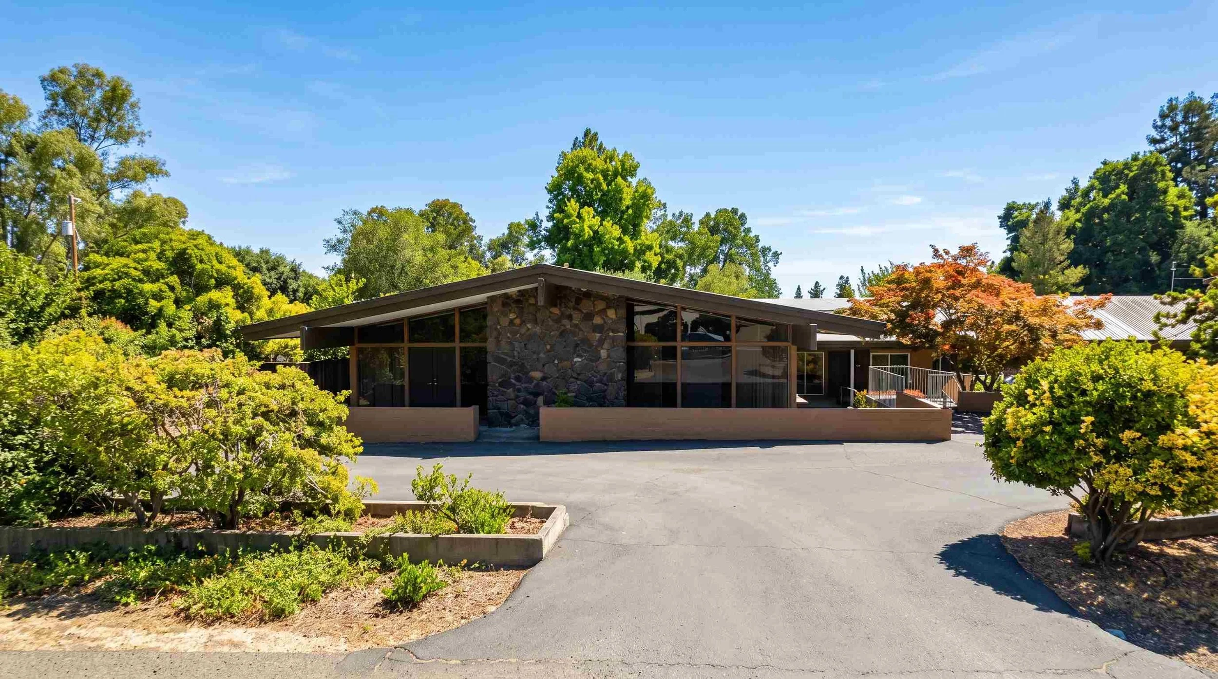 Sonoma Grove