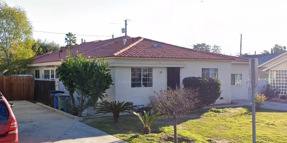 Exterior view of E & E Sunshine Manor II, a residential senior living home in Burbank offering personalized care in a quiet, suburban neighborhood setting.