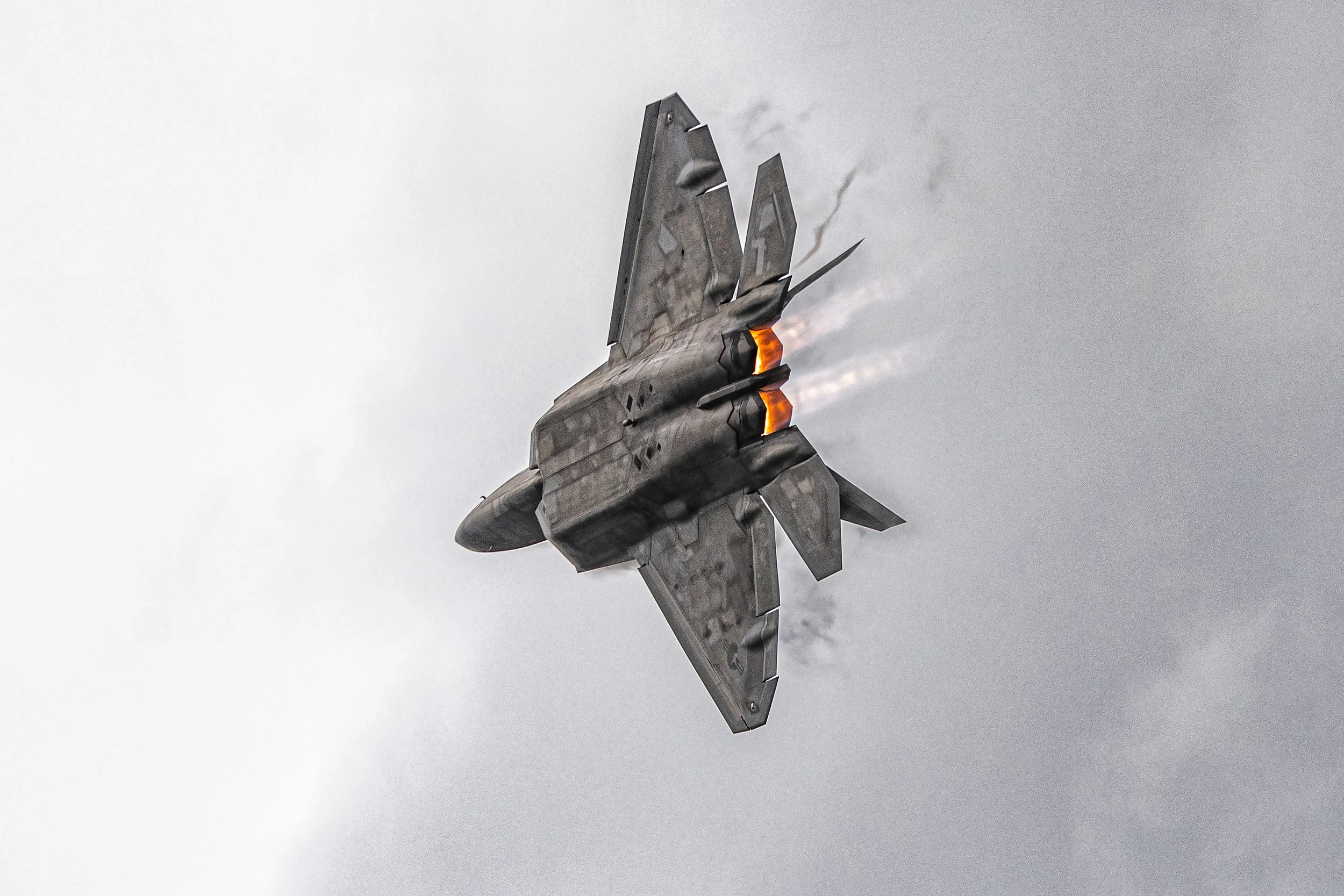 iglover_hb2023_f22raptor (7).jpg