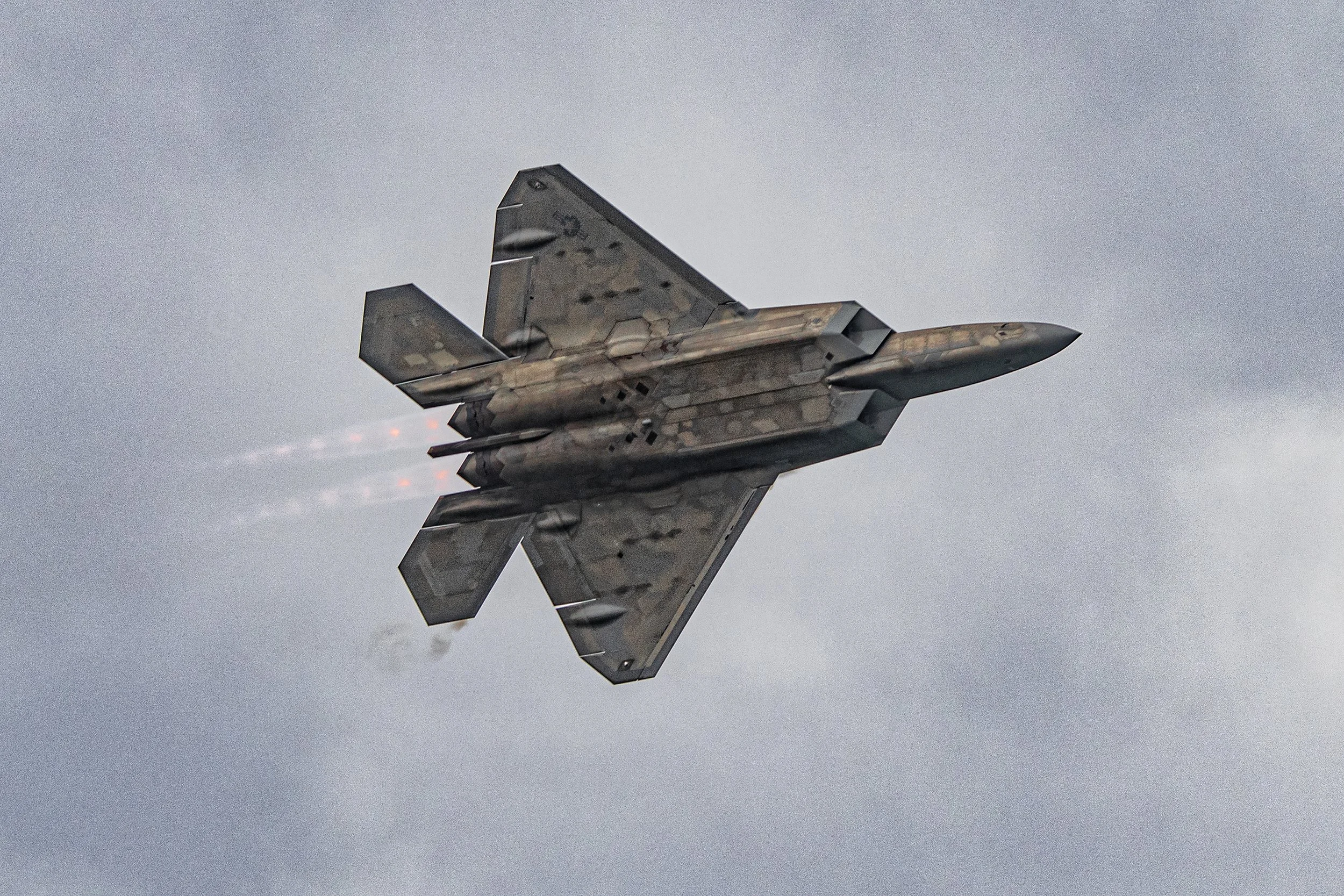 iglover_hb2023_f22raptor (6).jpg