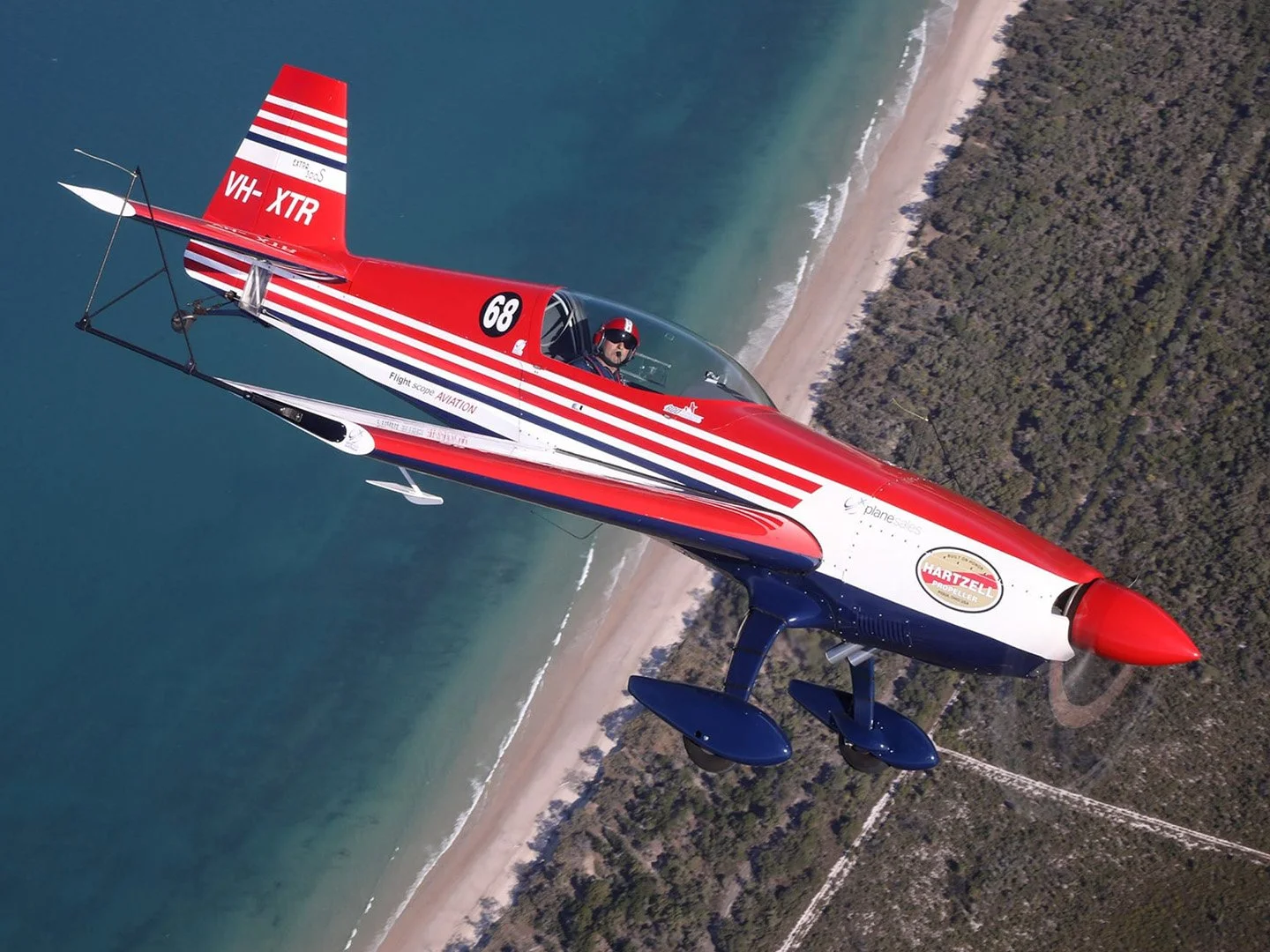 Rod Flockhart Extra 330S