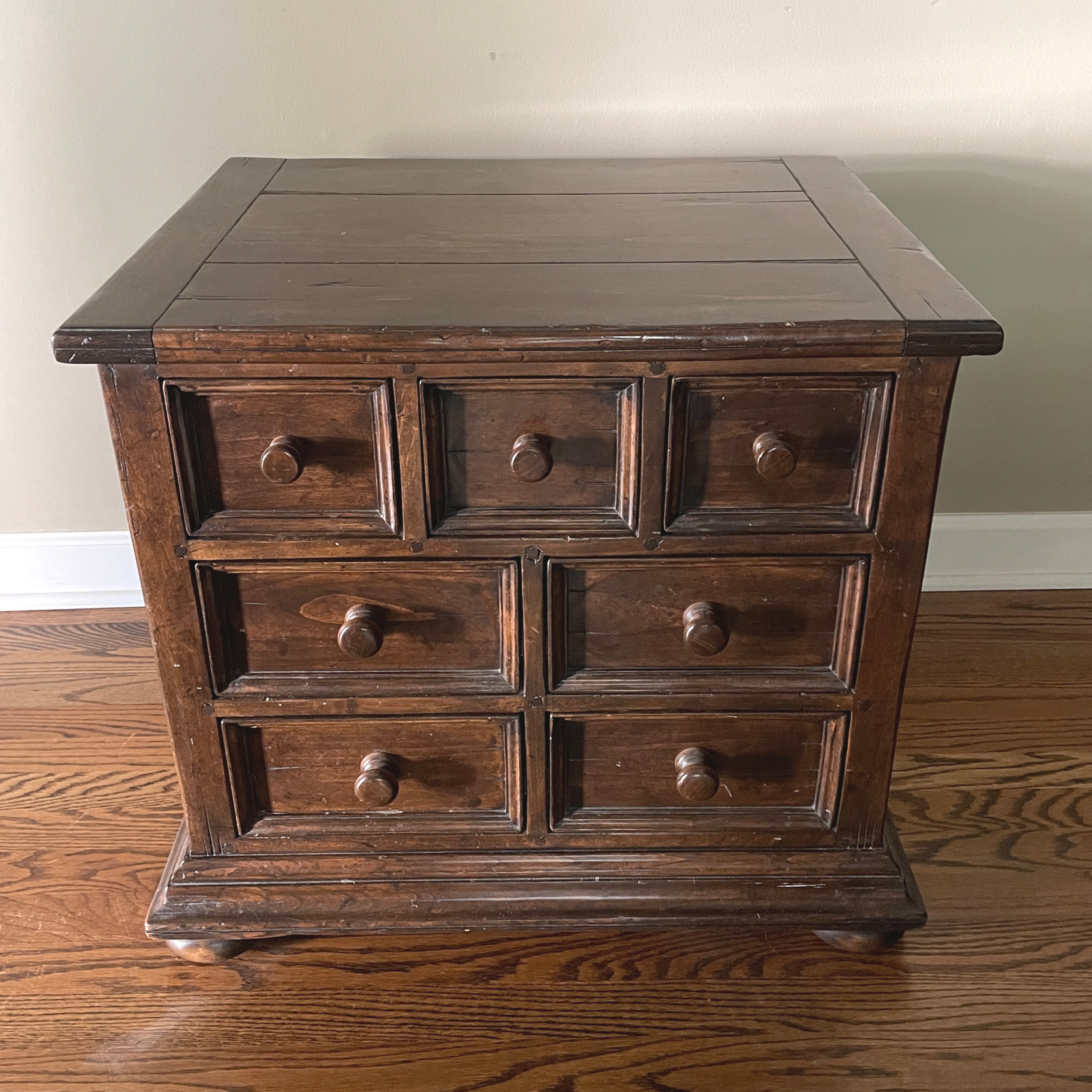 Sterling Collection 7-Drawer Chest