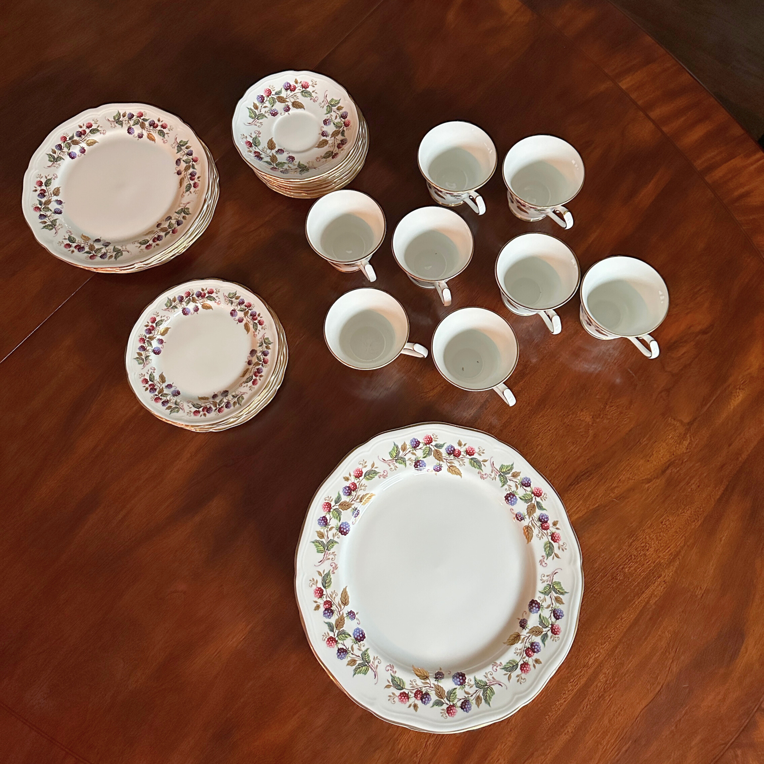 Ansley "Bramble Time" China, Service for 8